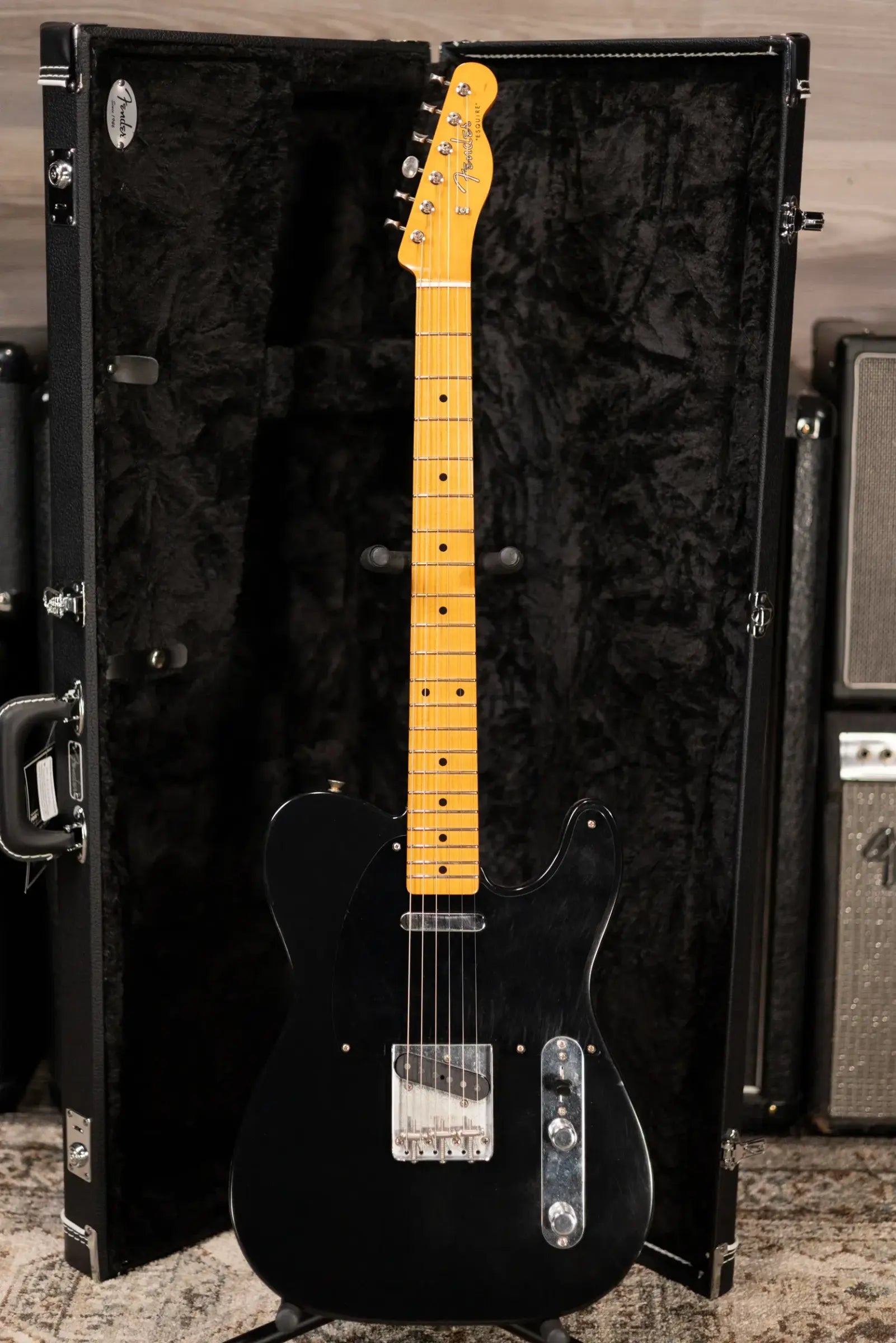 Fender Dealer Exclusive Vintera Road Worn '60s Double Esquire Electric Guitar - Black with Hardshell Case