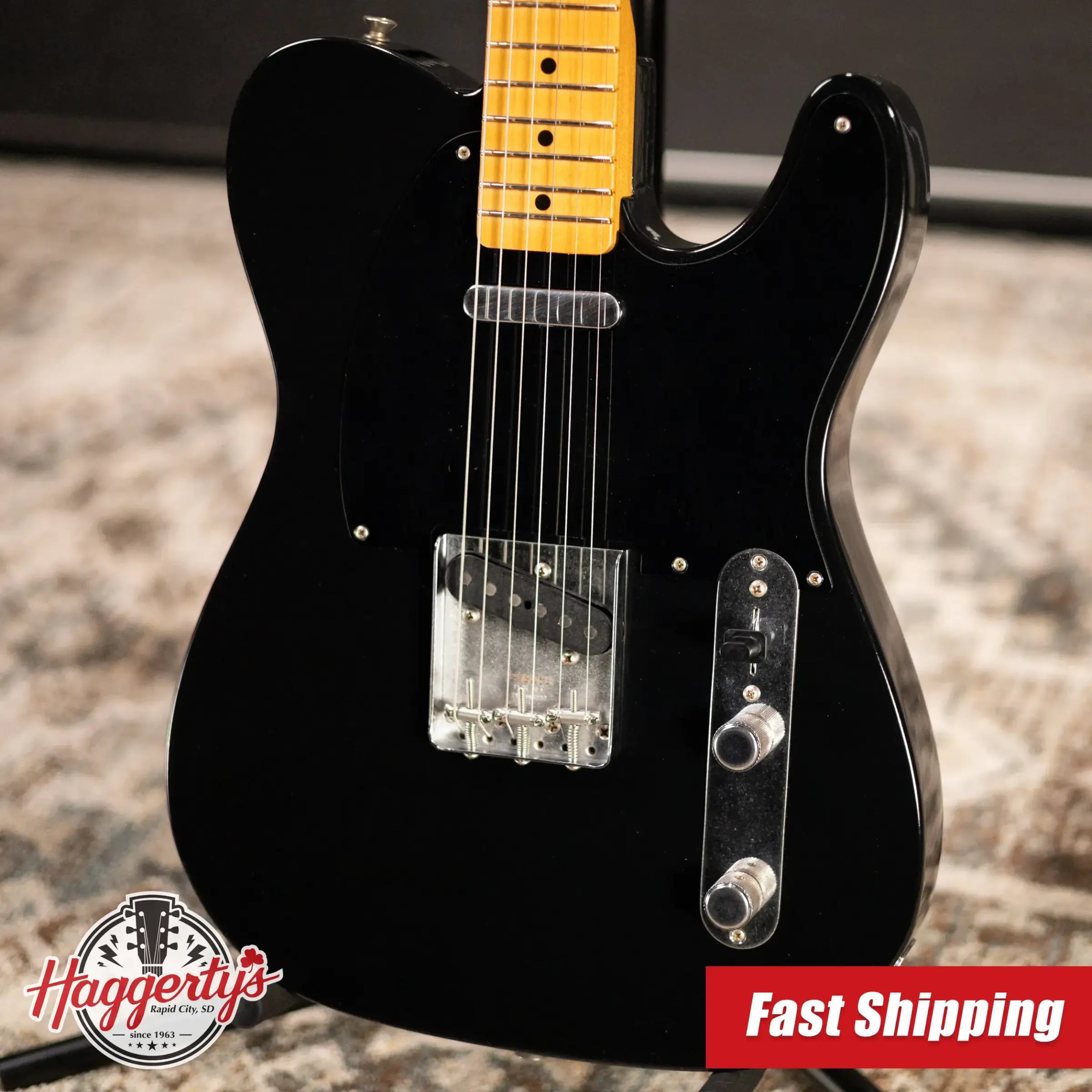 Fender Dealer Exclusive Vintera Road Worn '60s Double Esquire Electric Guitar - Black with Hardshell Case