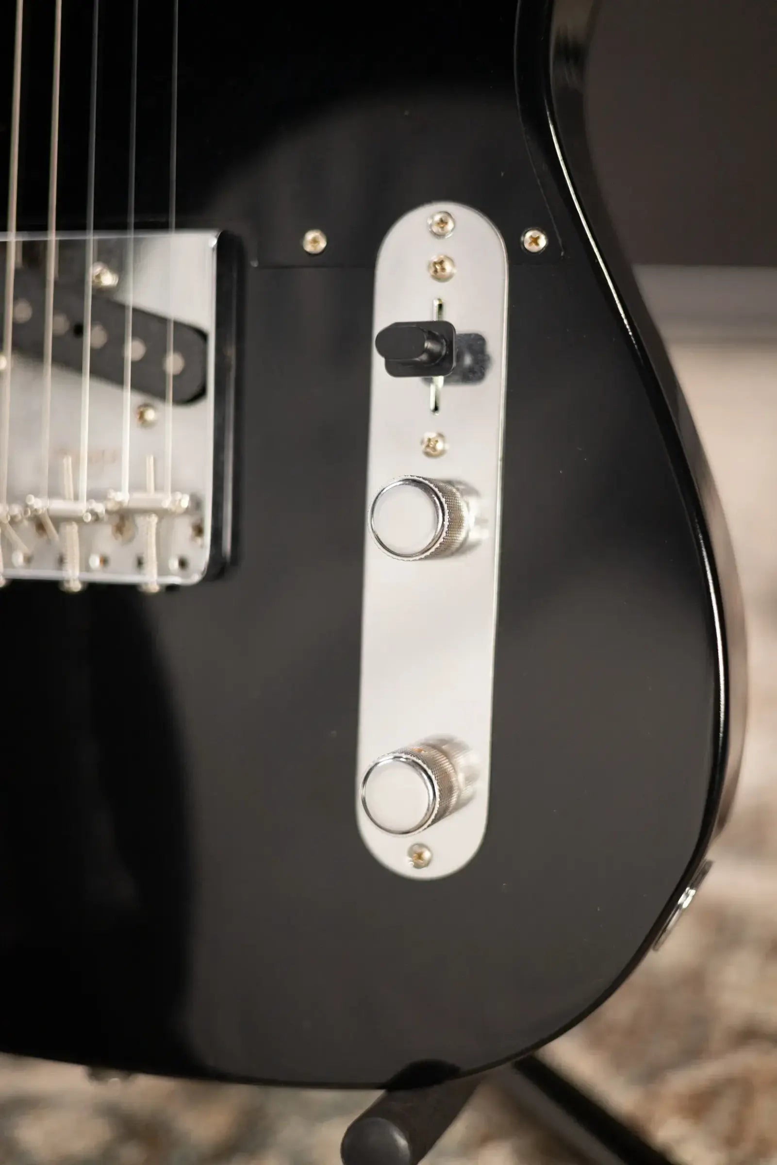 Fender Dealer Exclusive Vintera Road Worn '60s Double Esquire Electric Guitar - Black with Hardshell Case