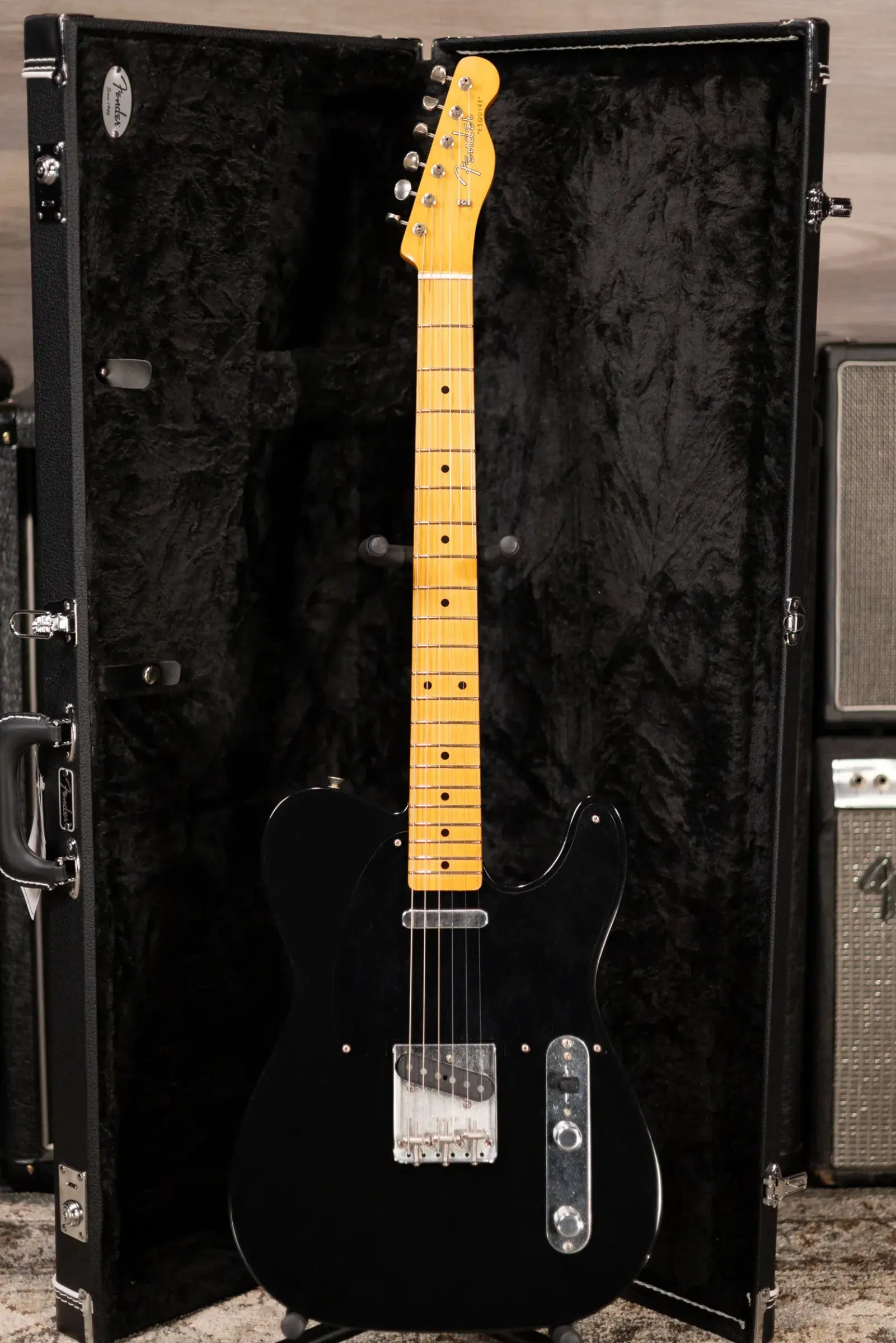 Fender Dealer Exclusive Vintera Road Worn '60s Double Esquire Electric Guitar - Black with Hardshell Case