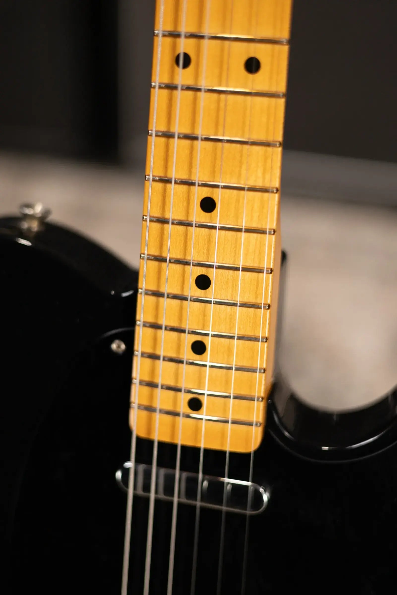 Fender Dealer Exclusive Vintera Road Worn '60s Double Esquire Electric Guitar - Black with Hardshell Case