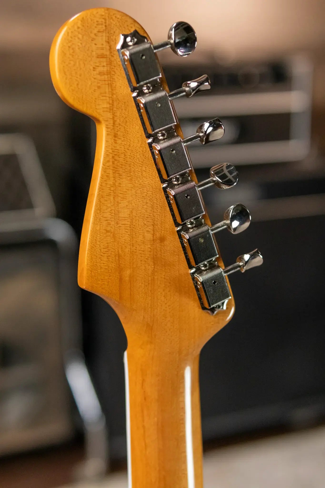 Fender Eric Johnson Stratocaster, Rosewood Fingerboard - Tropical Turquoise with Hardshell Case