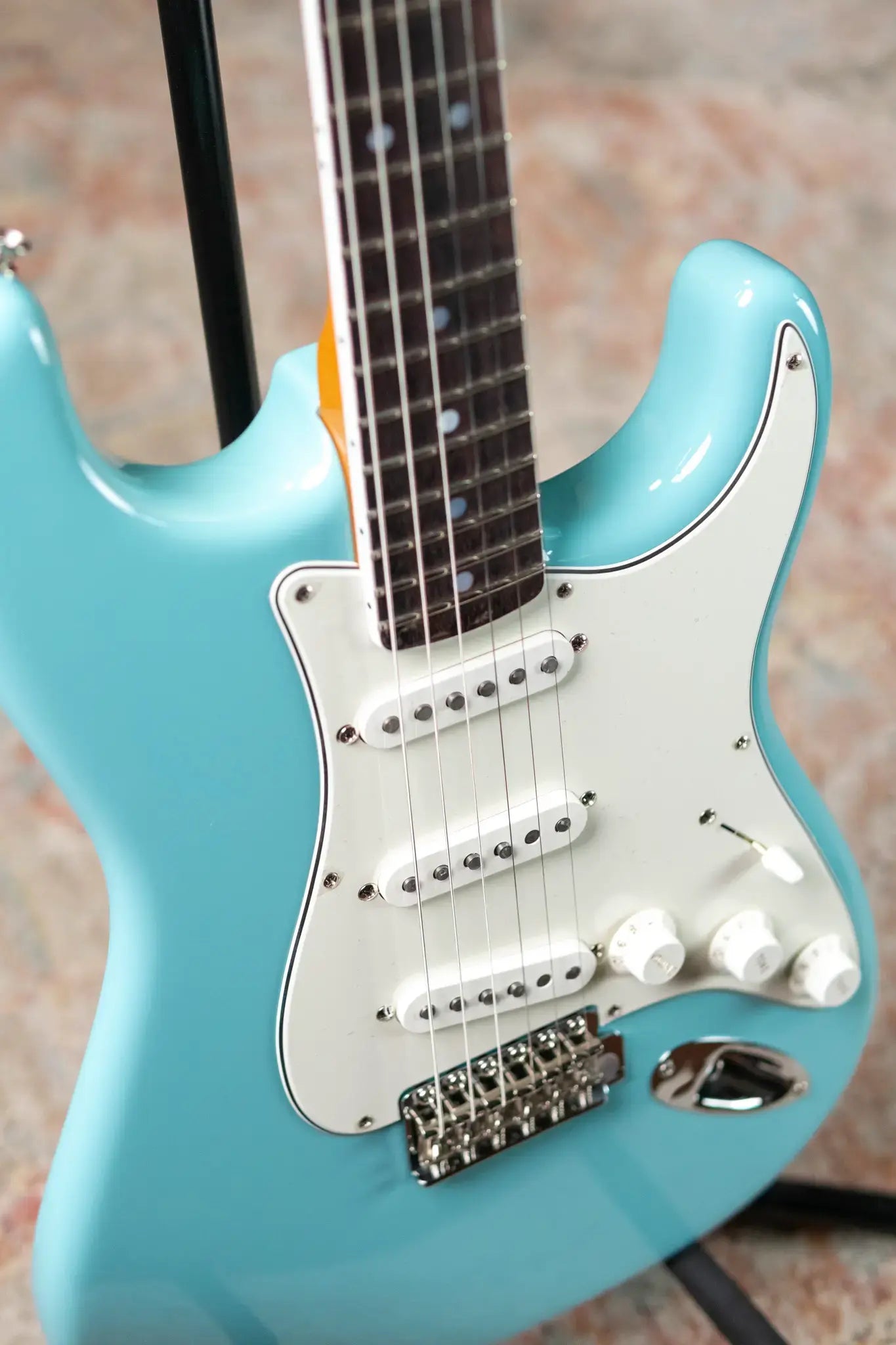 Fender Eric Johnson Stratocaster, Rosewood Fingerboard - Tropical Turquoise with Hardshell Case