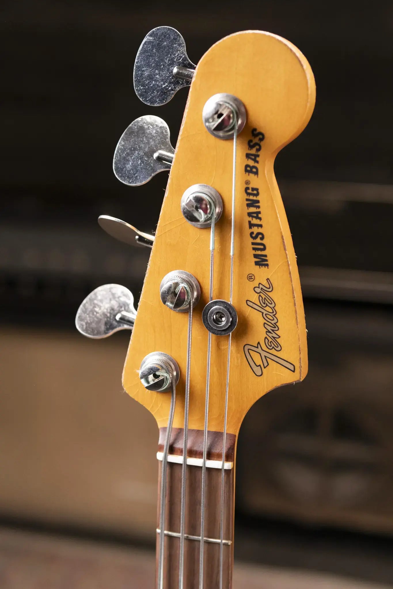 Fender JMJ Road Worn Mustang Bass - Faded Daphne Blue with Gig Bag