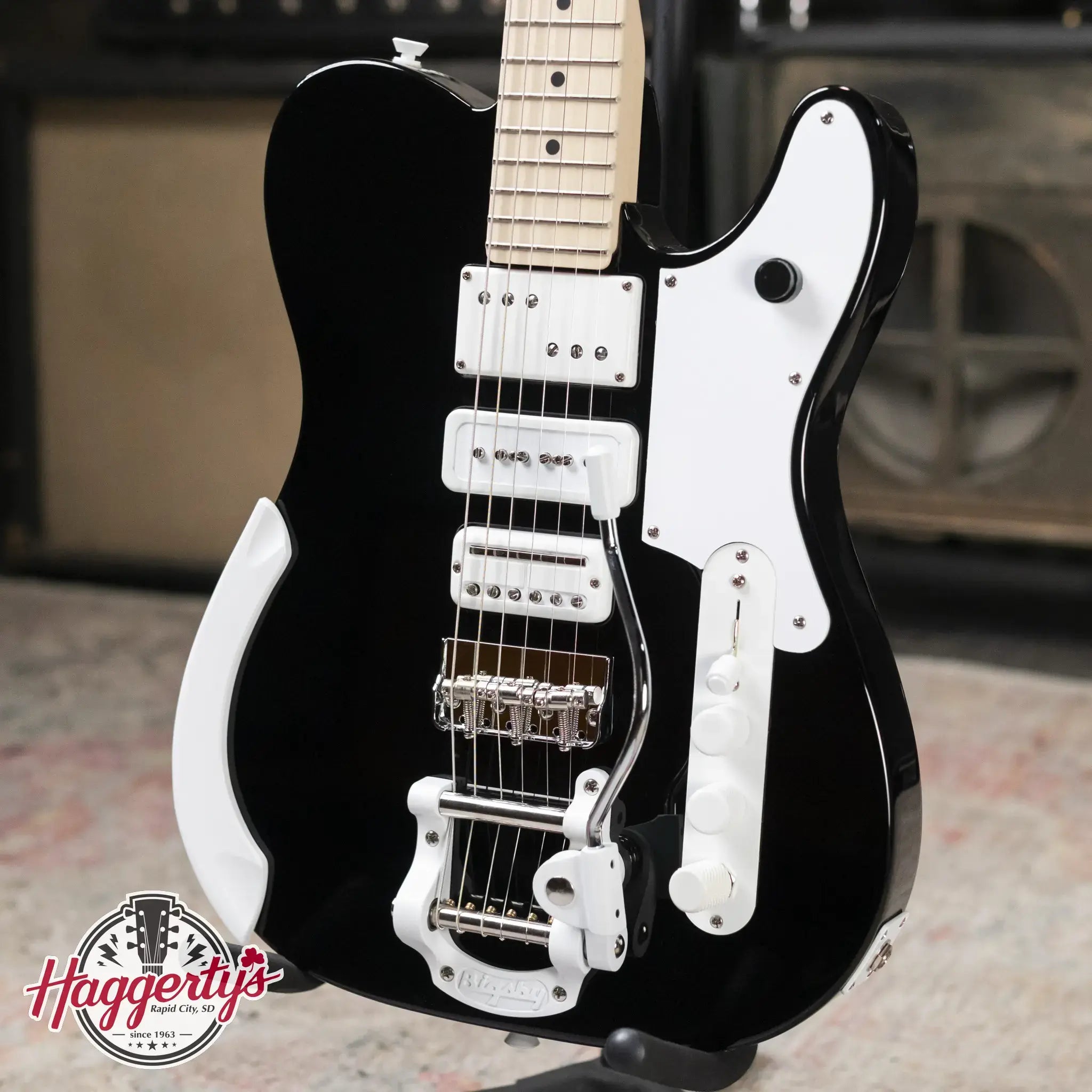 Fender Jack White Triplecaster Telecaster - Black with Hardshell Case - Demo