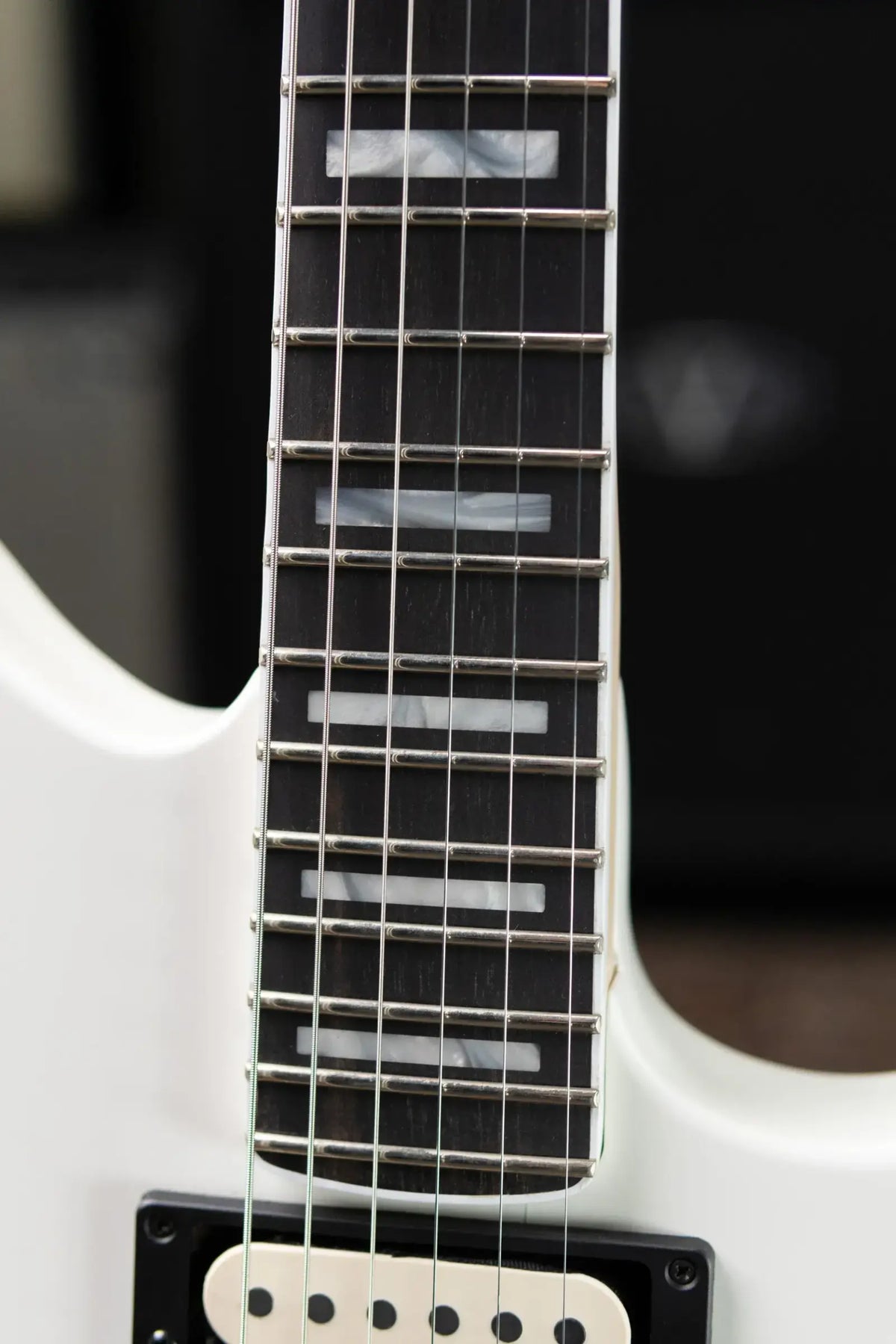 Fender Jazzmaster Jim Root Electric Guitar - Arctic White with Hardcase