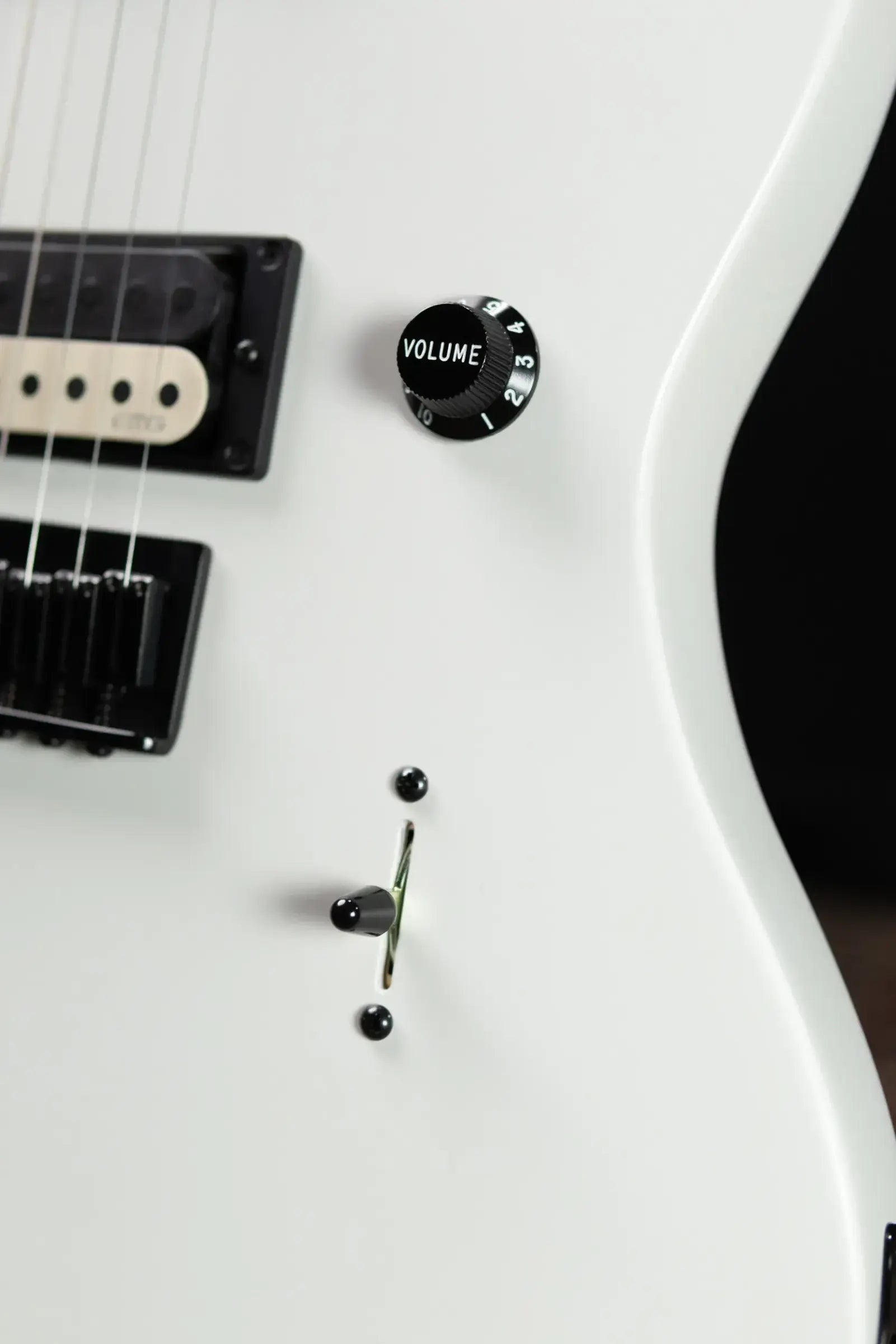 Fender Jazzmaster Jim Root Electric Guitar - Arctic White with Hardcase