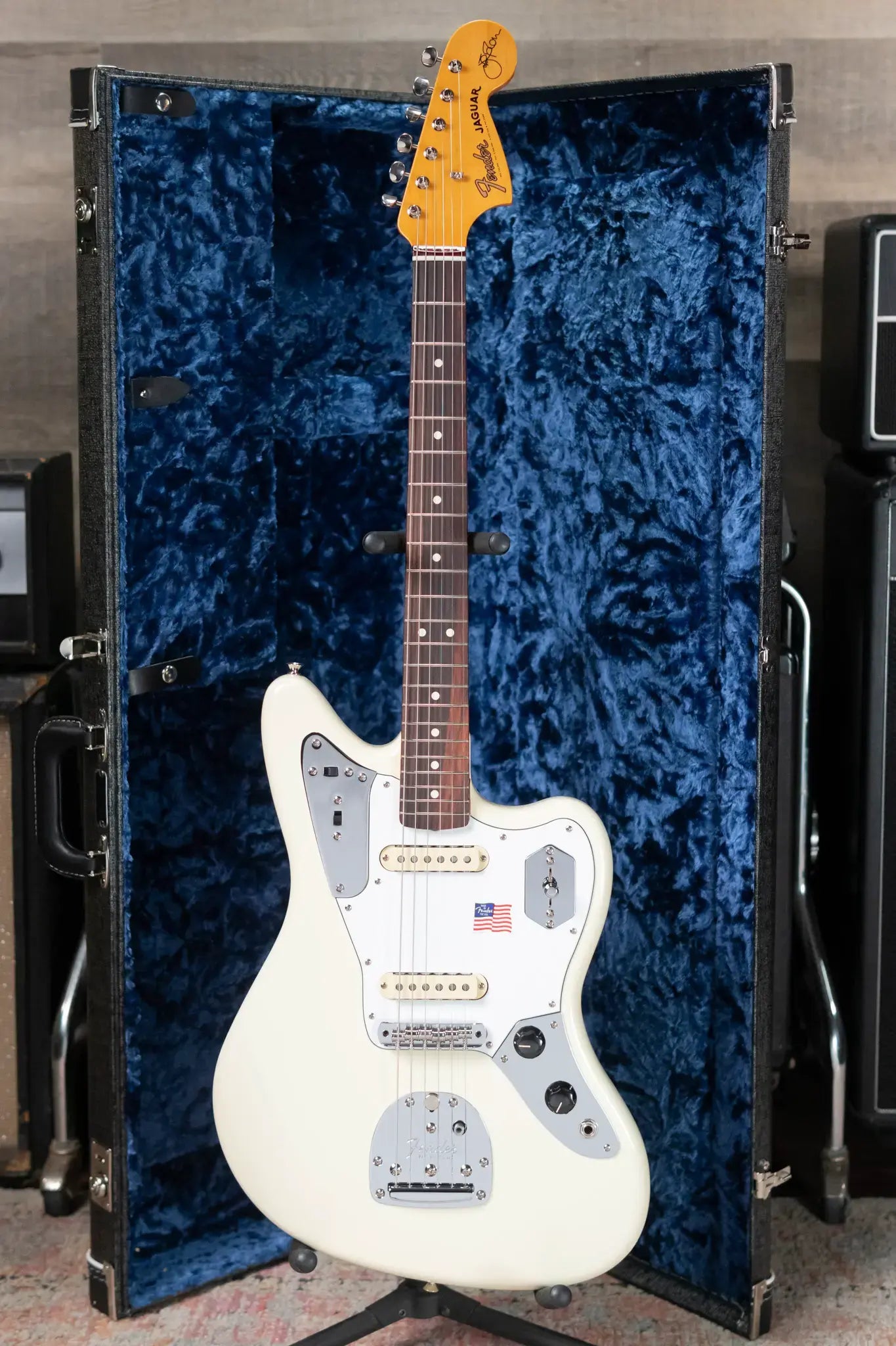 Fender Johnny Marr Jaguar, Rosewood Fingerboard - Olympic White with Hardshell Case