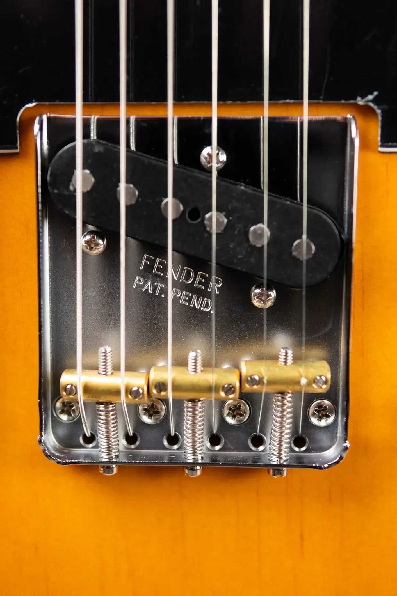 Fender Limited Edition American Performer Timber Telecaster Electric Guitar - 2-Color Sunburst with Gig Bag