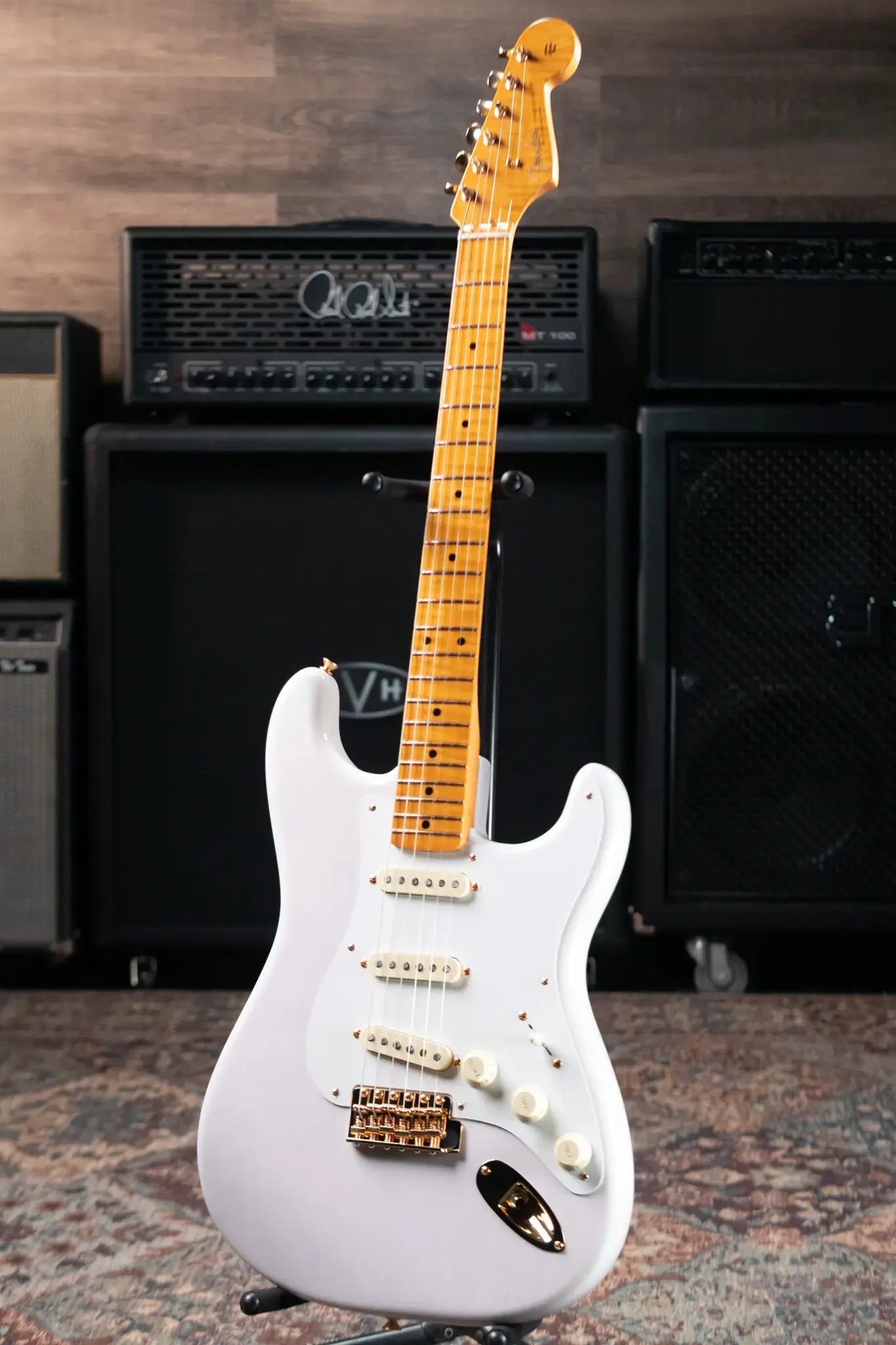 Fender Limited Edition American Vintage II 1957 Stratocaster Electric Guitar - White Blonde with Hardshell Case