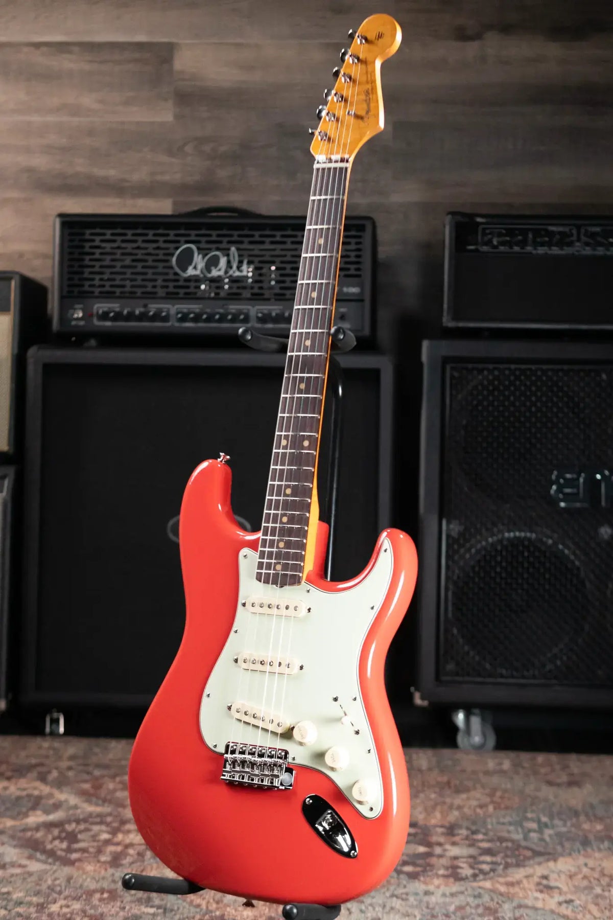 Fender Limited Edition American Vintage II '61 Stratocaster Electric Guitar - Fiesta Red with Hardshell Case