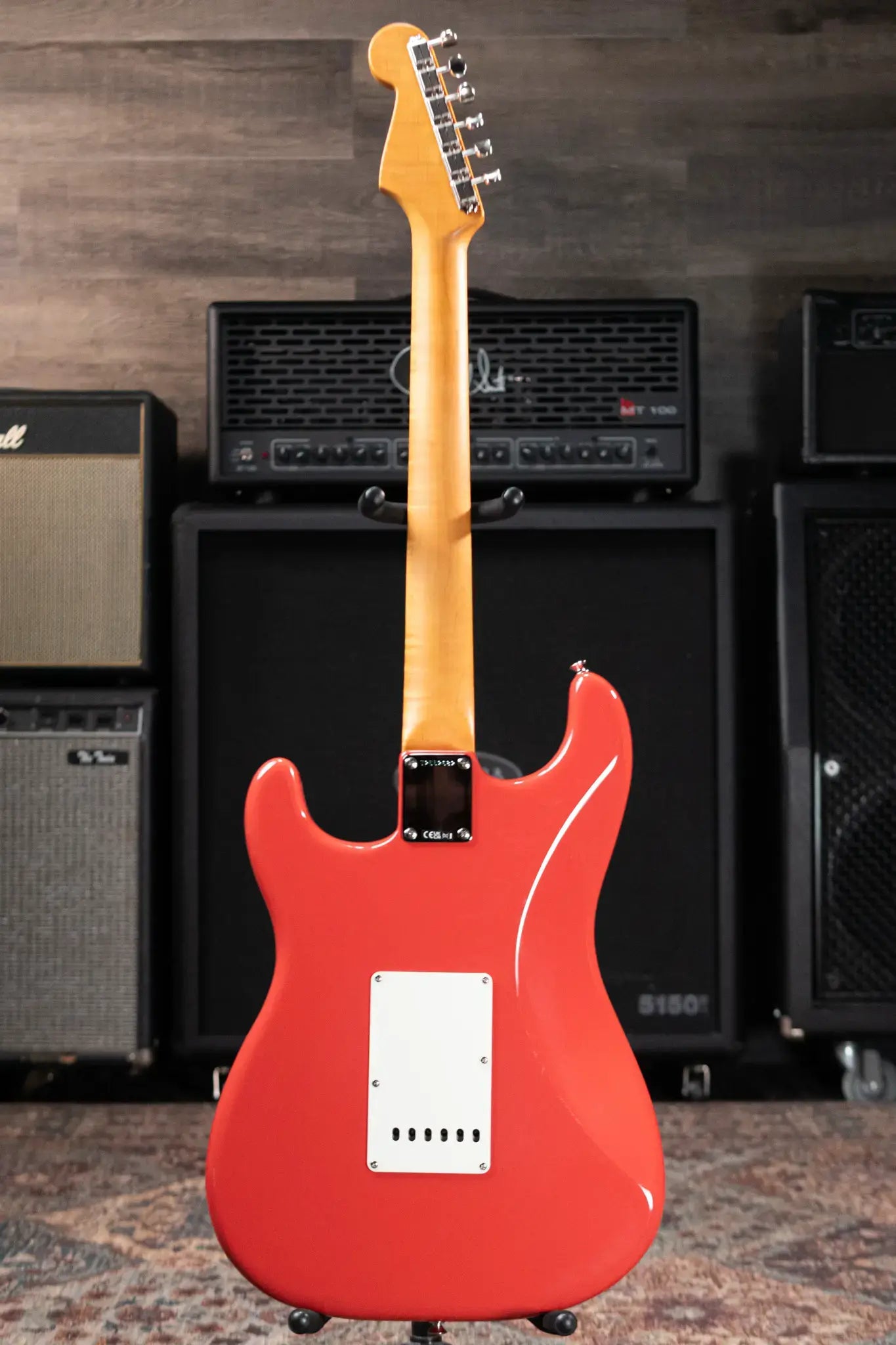 Fender Limited Edition American Vintage II '61 Stratocaster Electric Guitar, Rosewood Fingerboard - Fiesta Red with Hardshell Case