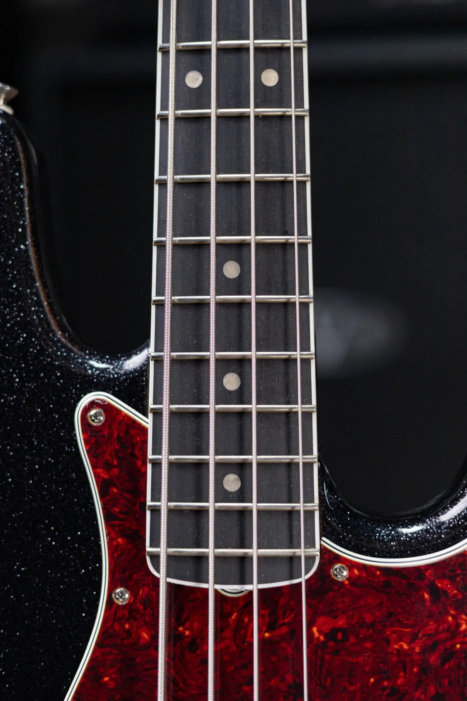 Fender Limited Edition Gold Foil Series Jazz Bass - Black Sparkle with Gig Bag
