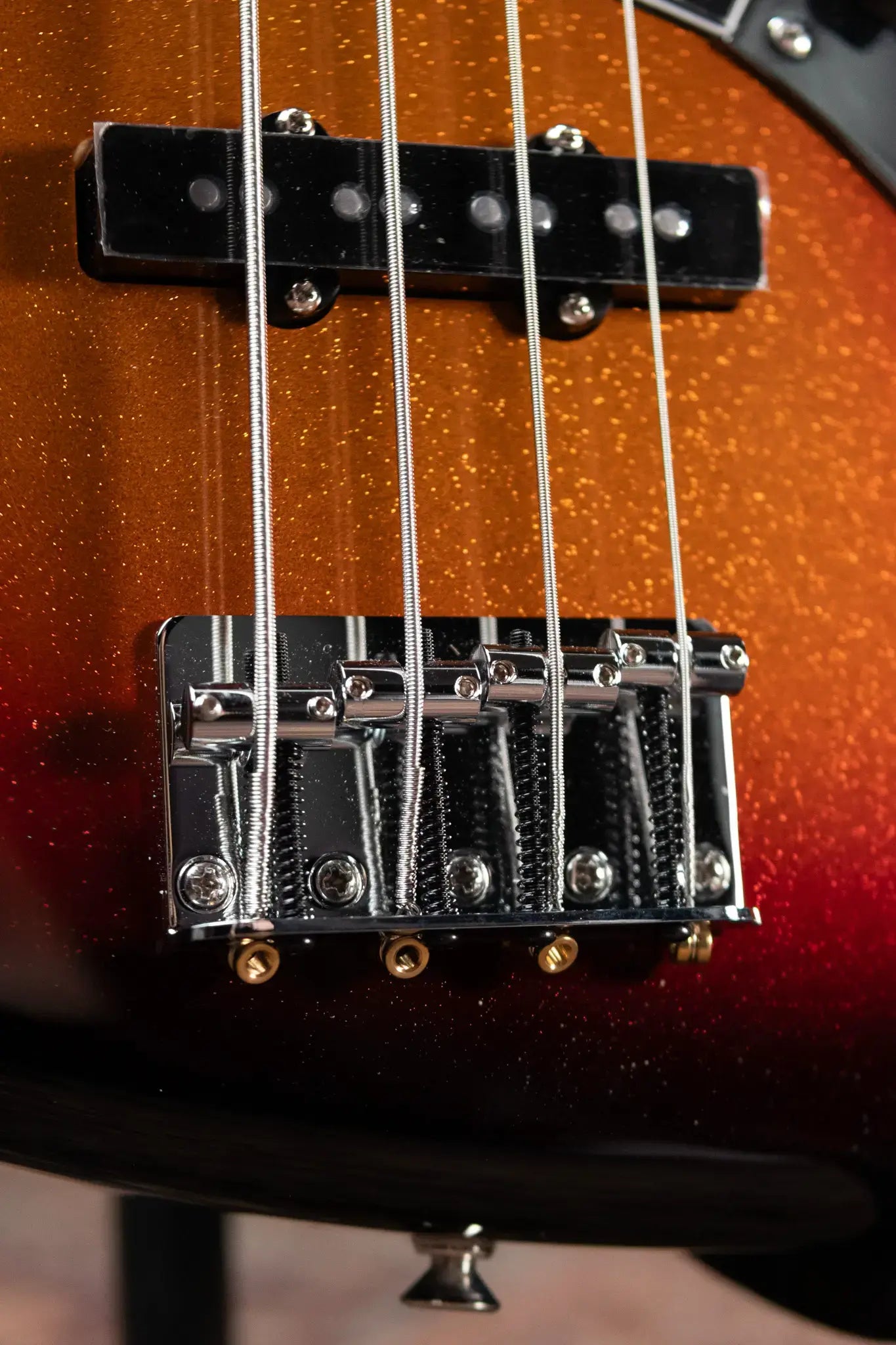 Fender Limited Edition Player II Jazz Bass, Rosewood Fingerboard - Sparkle 3-Color Sunburst