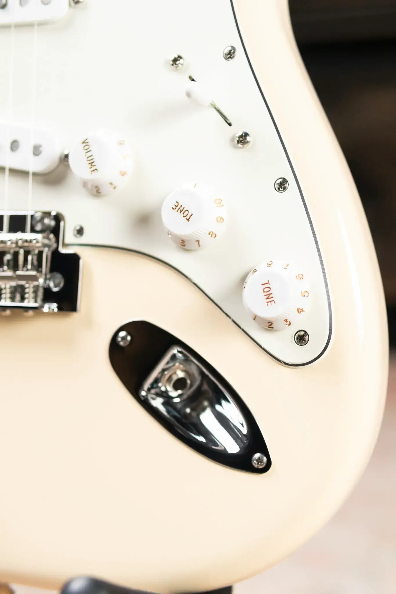 Fender Limited Edition Player II Stratocaster Electric Guitar, Roasted Maple Neck - Olympic White