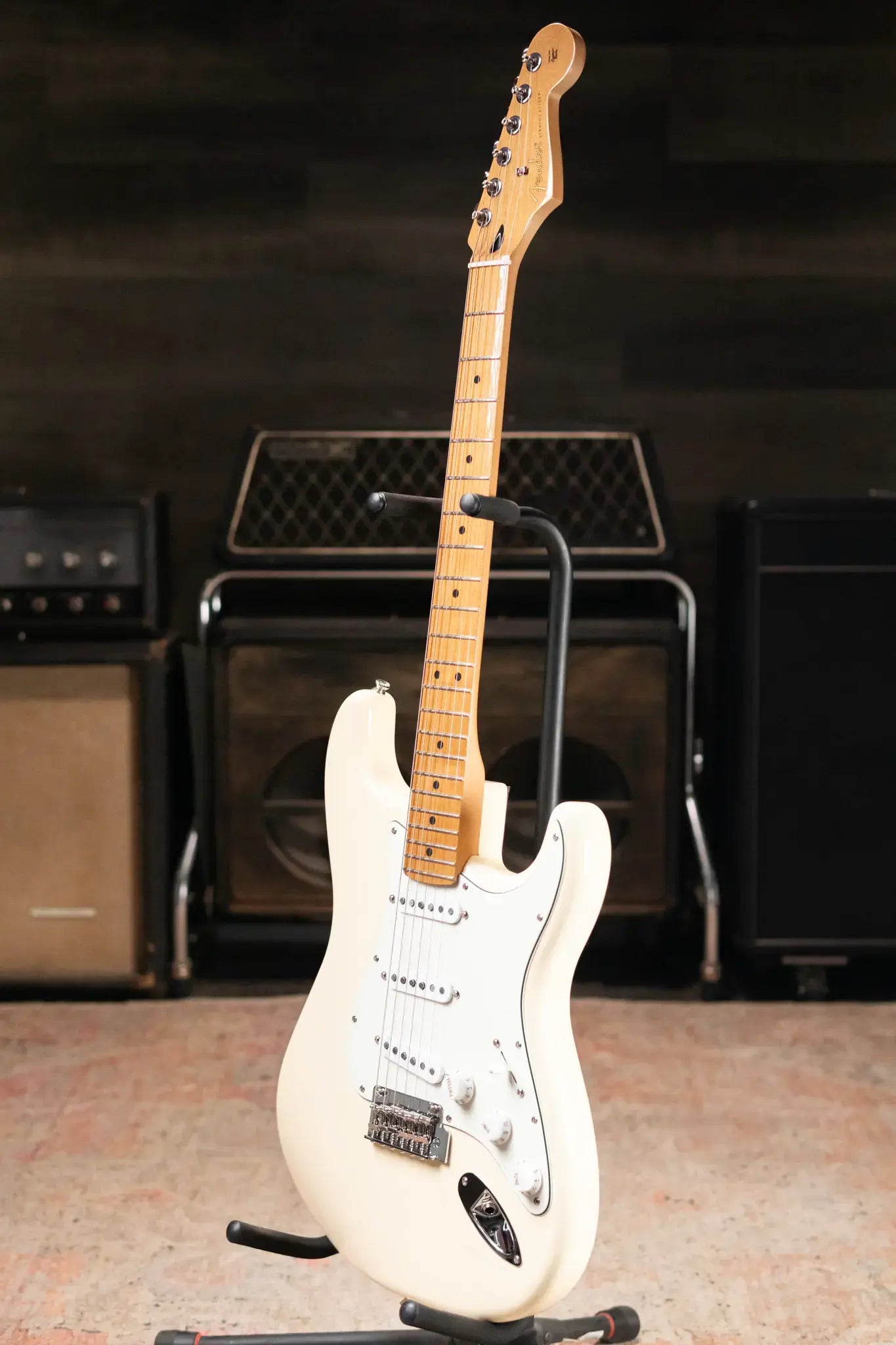 Fender Limited Edition Player II Stratocaster Electric Guitar, Roasted Maple Neck - Olympic White