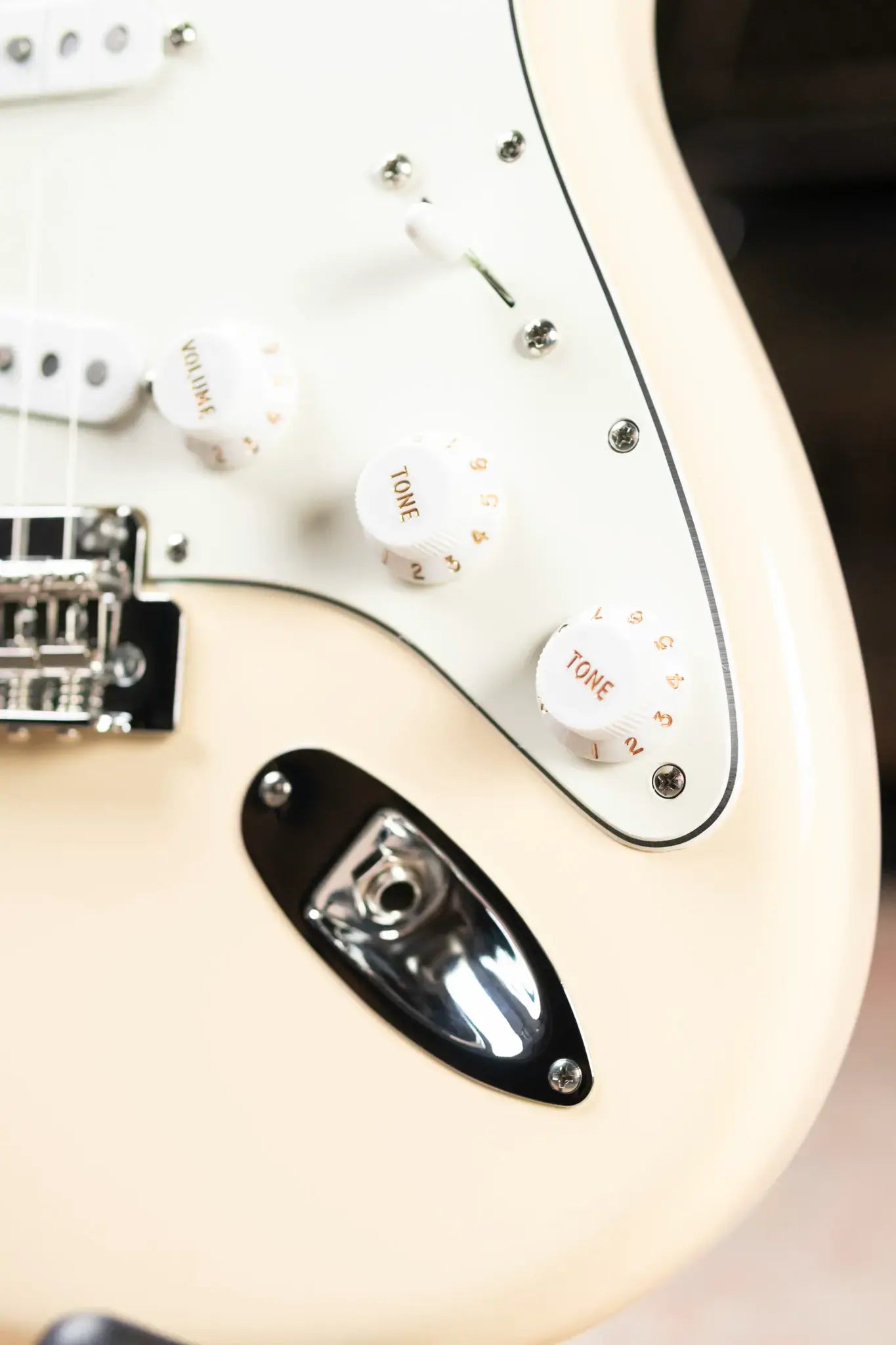 Fender Limited Edition Player II Stratocaster Electric Guitar, Roasted Maple Neck - Olympic White