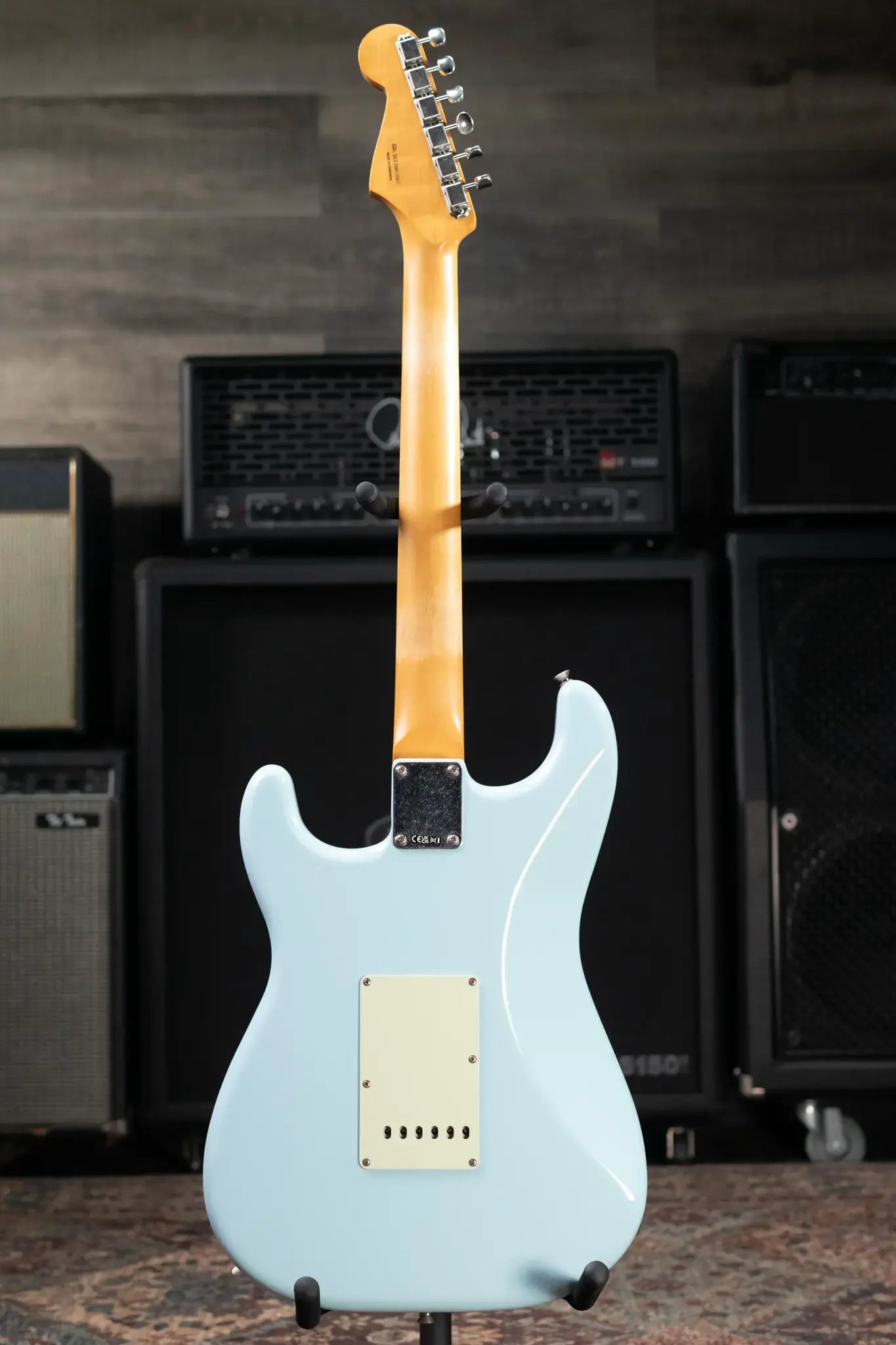 Fender Limited Edition Vintera II Road Worn '60S Stratocaster Electric Guitar - Sonic Blue with Hardshell Case