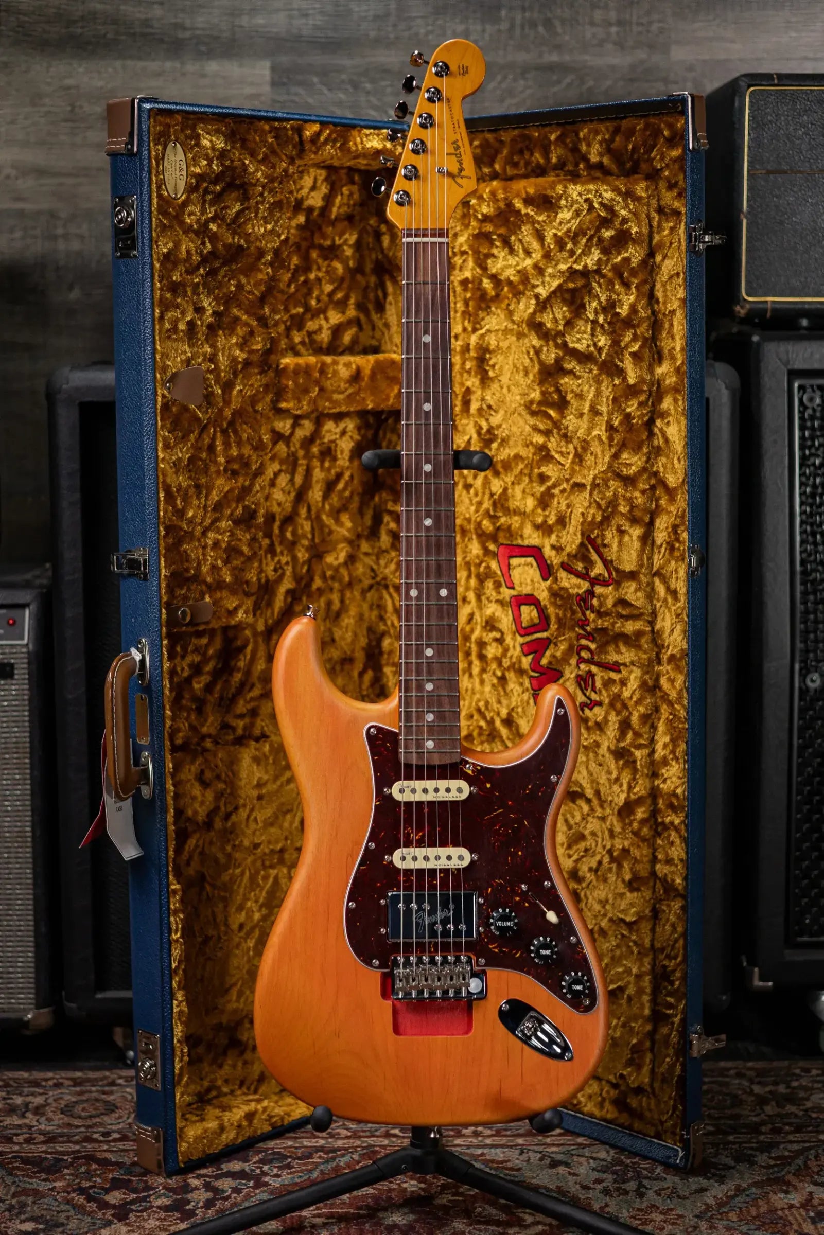 Fender Michael Landau Coma Stratocaster - Coma Red with Vintage-Style Navy Blue Hardshell Case - Demo