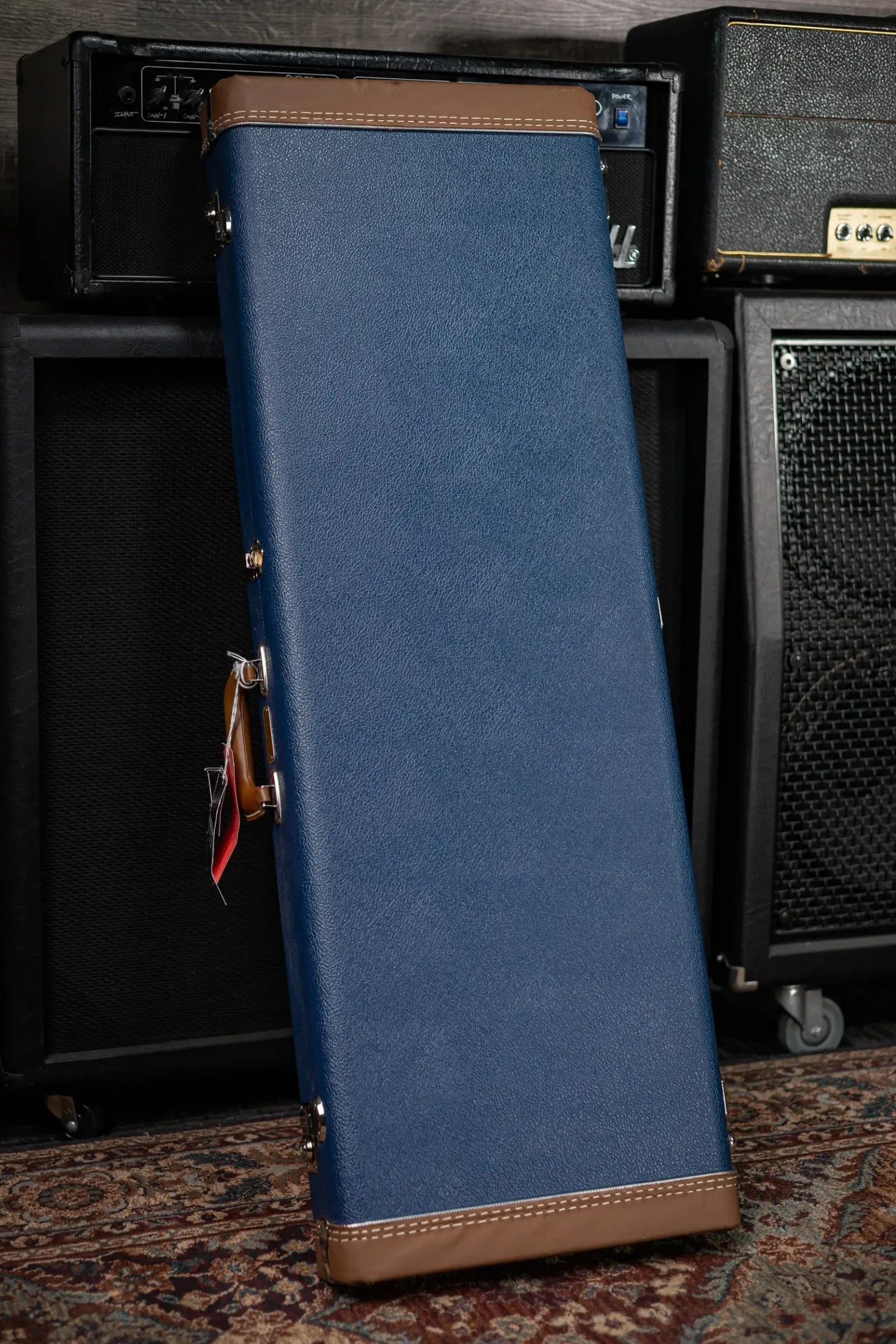 Fender Michael Landau Coma Stratocaster - Coma Red with Vintage-Style Navy Blue Hardshell Case - Demo