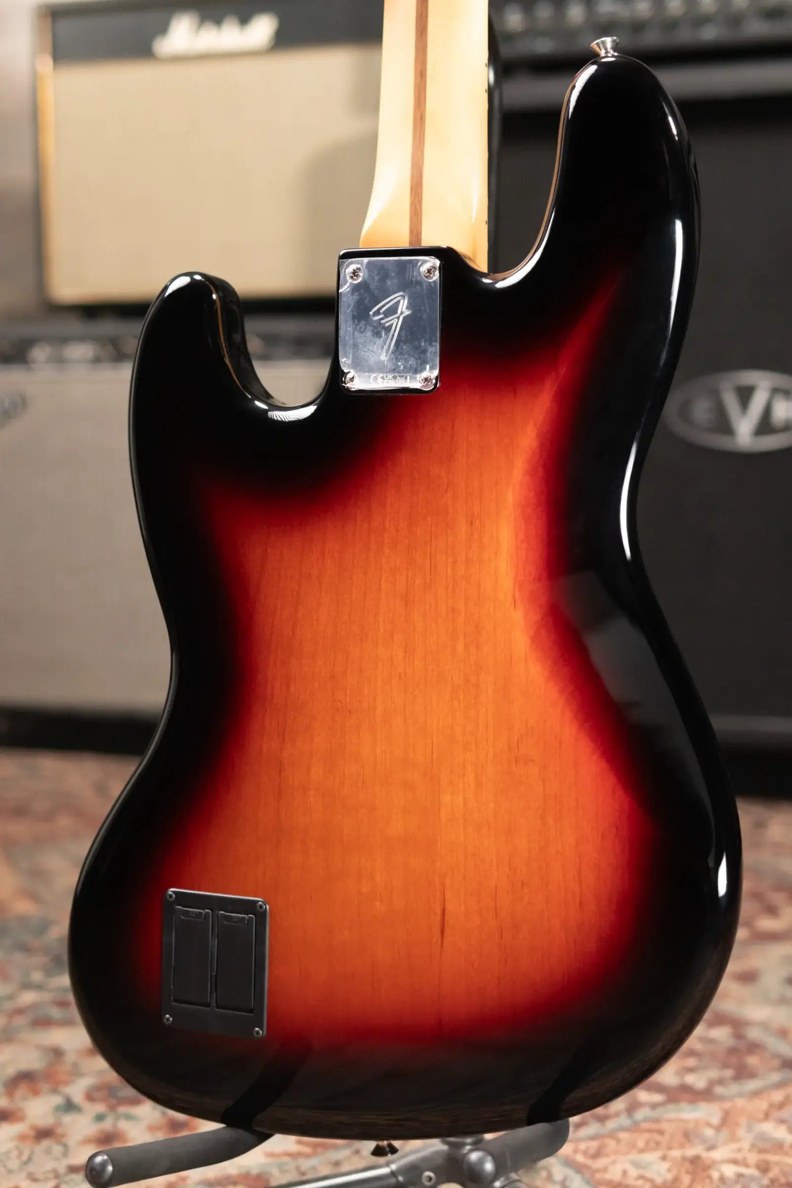 Fender Player II Modified Active Jazz Bass, Maple Fingerboard - 3 Tone Sunburst with Gig Bag