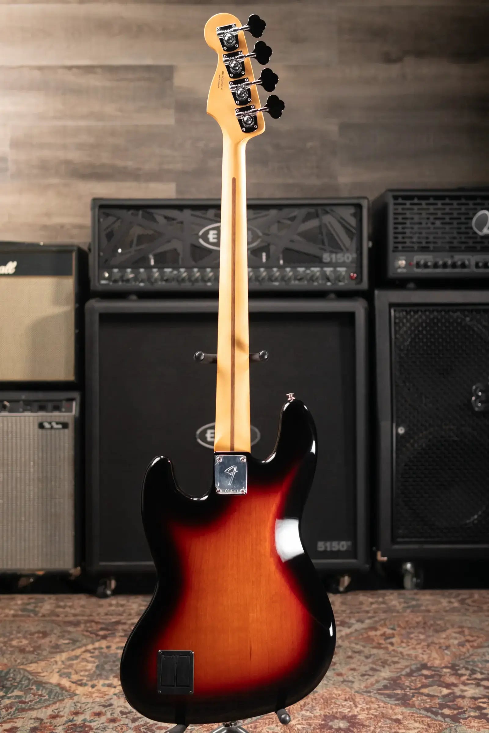 Fender Player II Modified Active Jazz Bass, Maple Fingerboard - 3 Tone Sunburst with Gig Bag