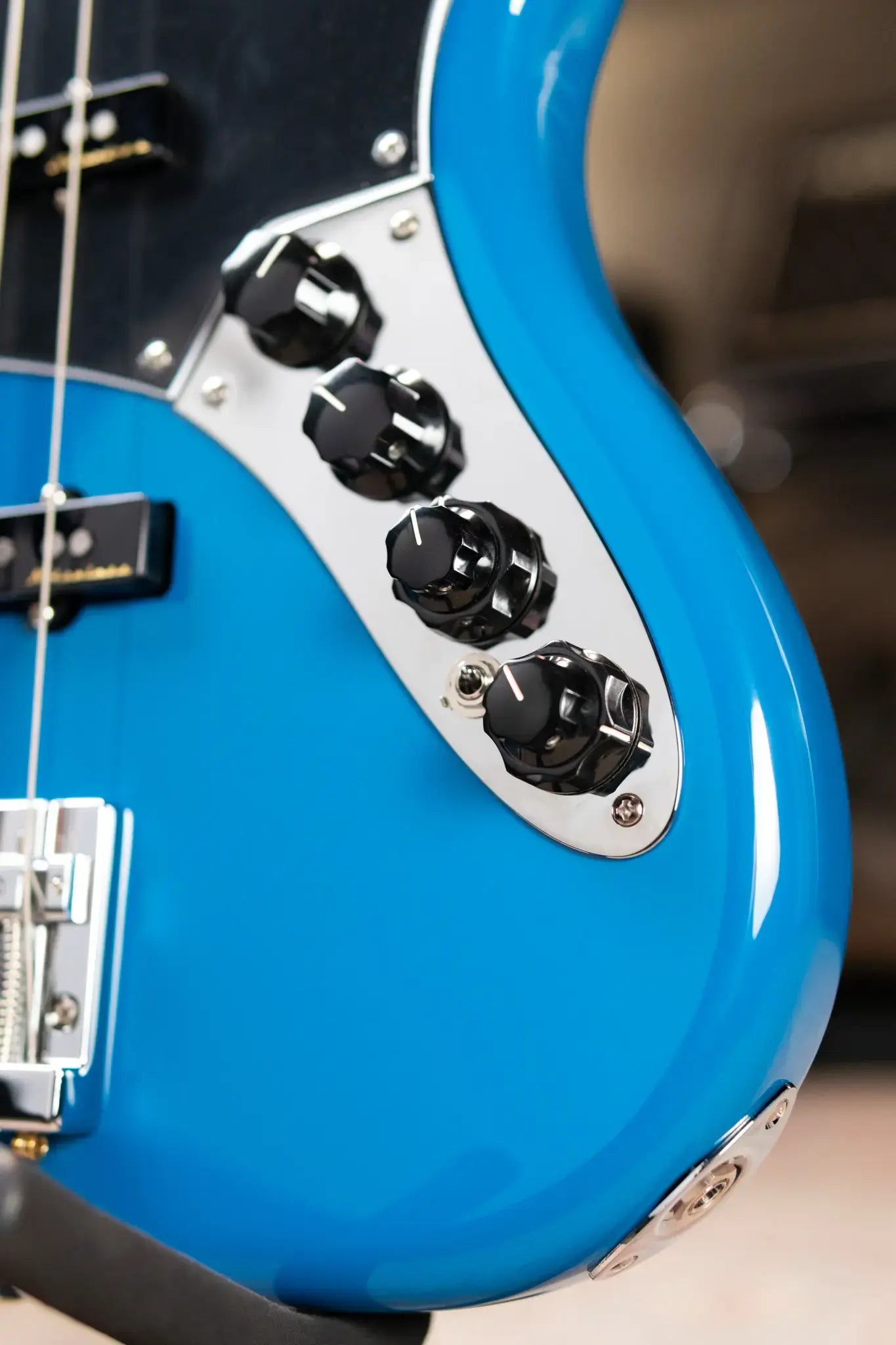 Fender Player II Modified Active Jazz Bass, Maple Fingerboard - Electric Blue with Gig Bag
