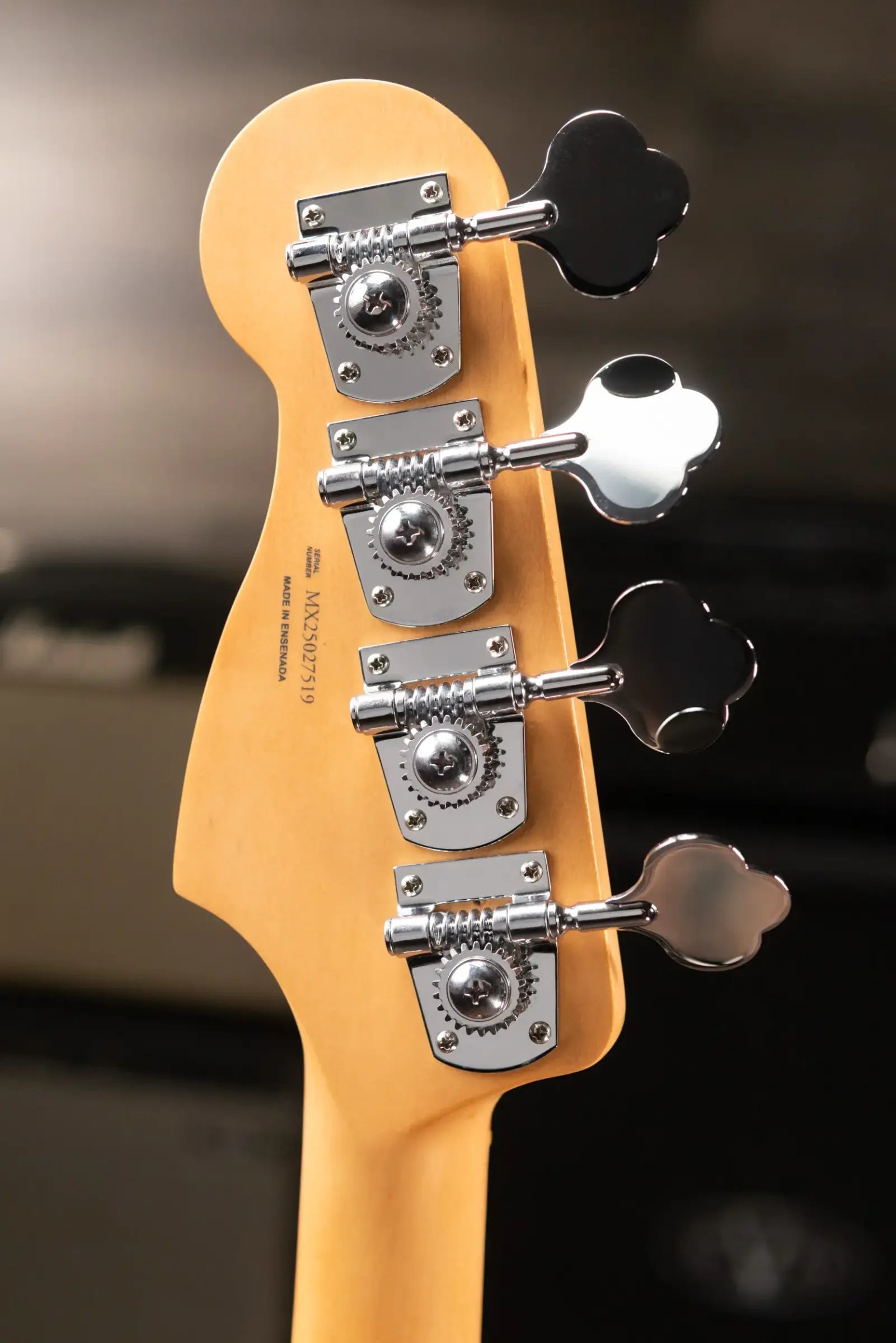 Fender Player II Modified Active Precision Bass, Maple Fingerboard - 3 Tone Sunburst with Deluxe Gig Bag