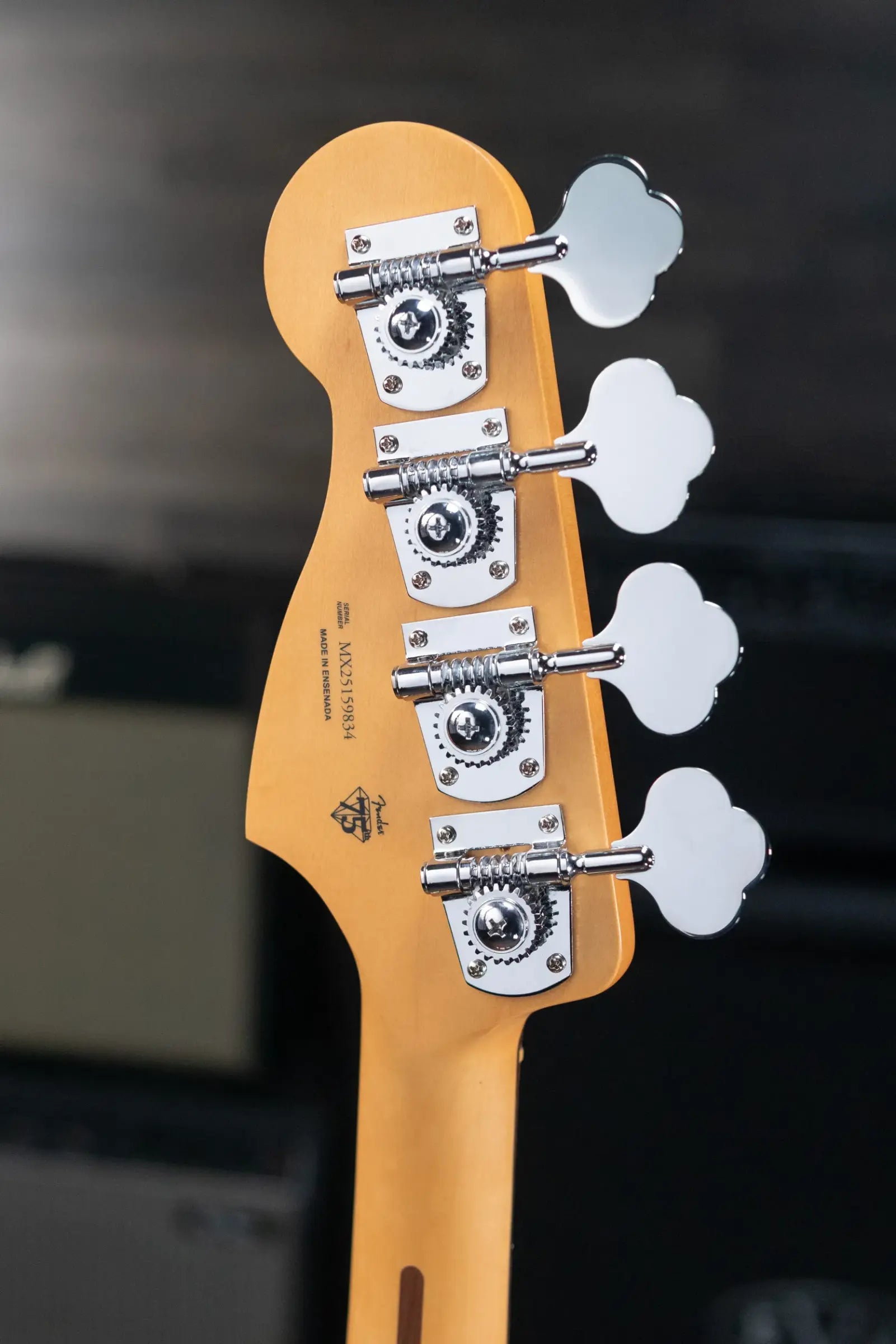 Fender Player II Modified Active Precision Bass - Olympic Pearl with Gig Bag