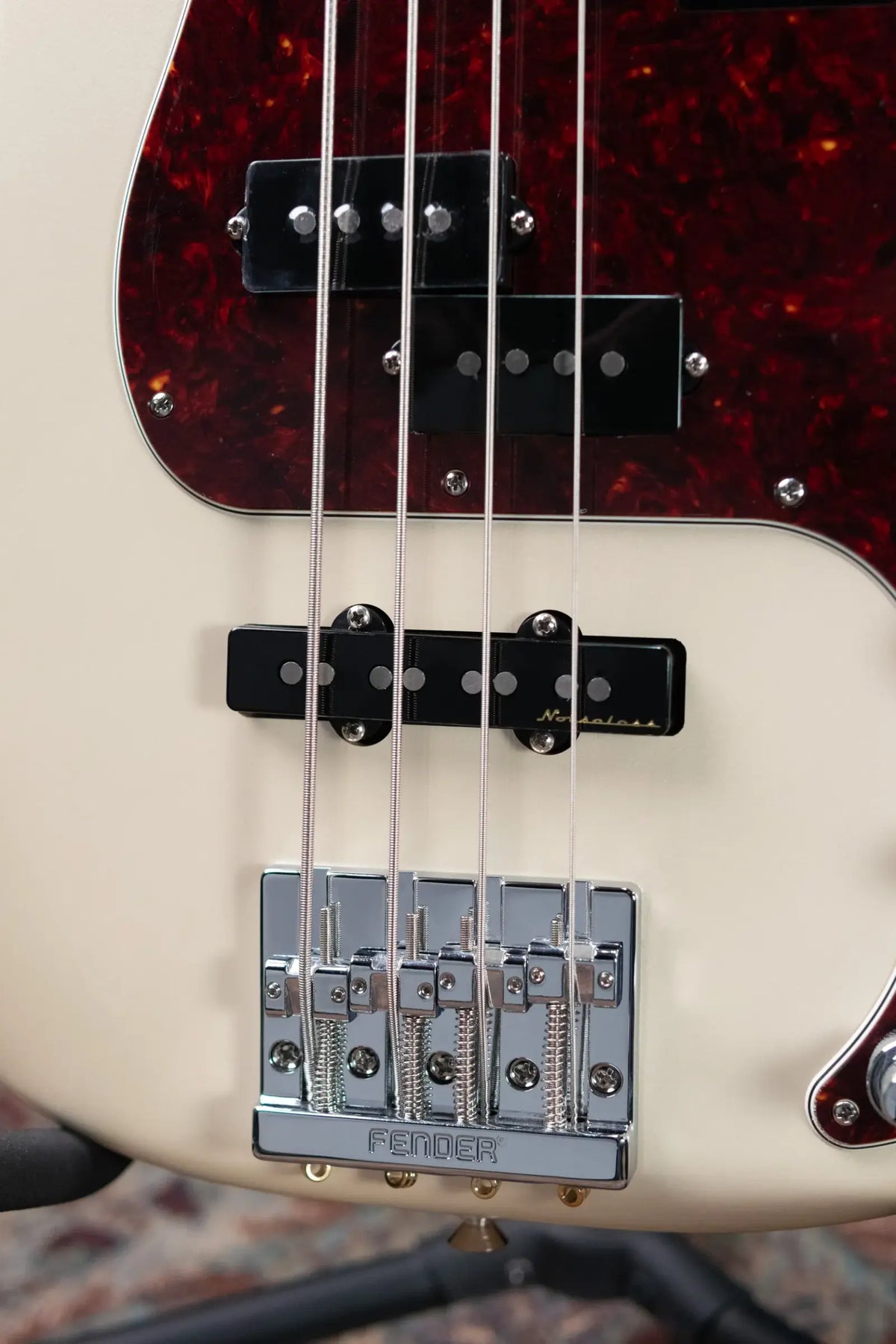 Fender Player II Modified Active Precision Bass - Olympic Pearl with Gig Bag