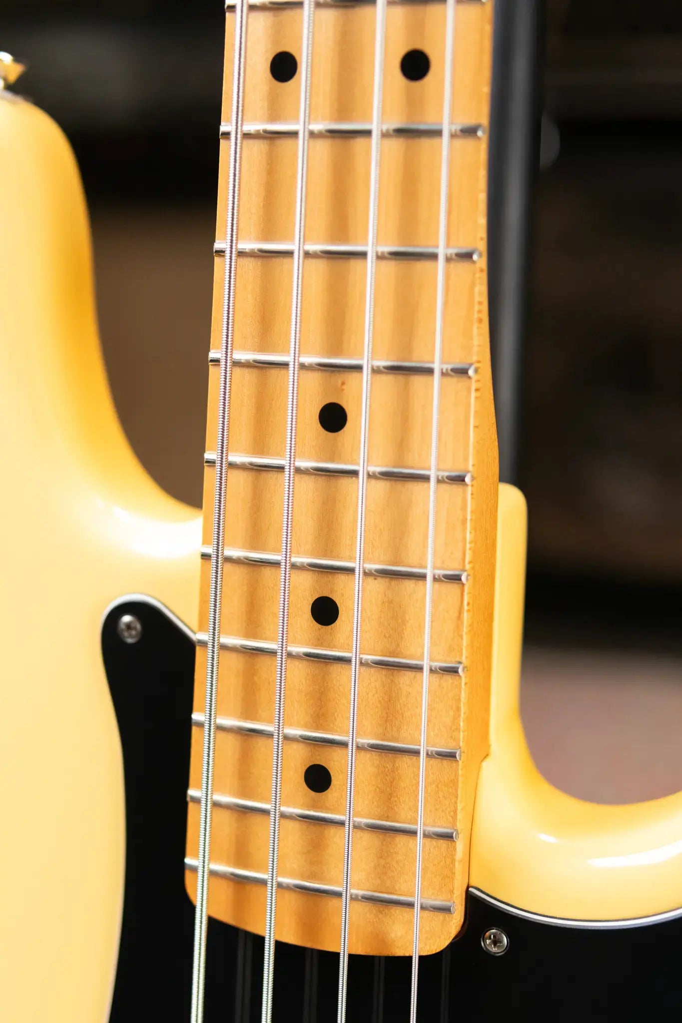 Fender Player Precision Bass - Buttercream with Maple Fingerboard - Used