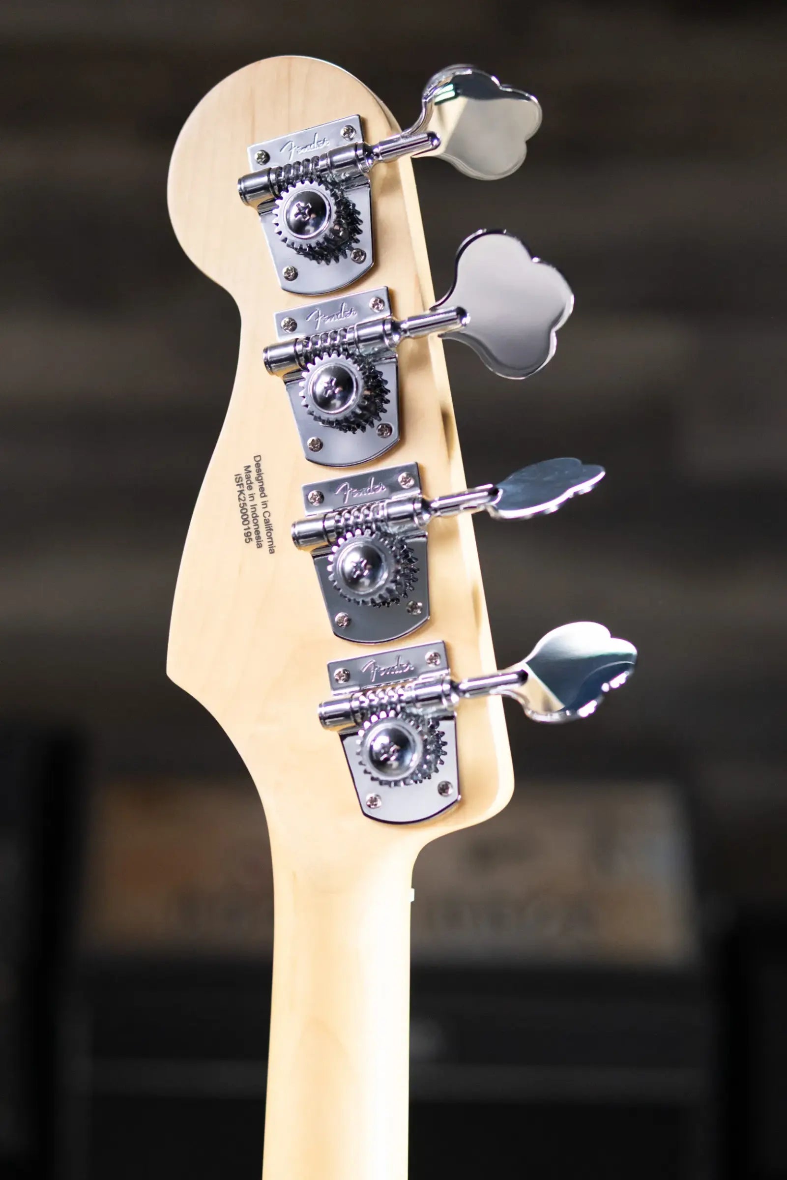 Fender Standard Jazz Bass - Aqua Marine Metallic