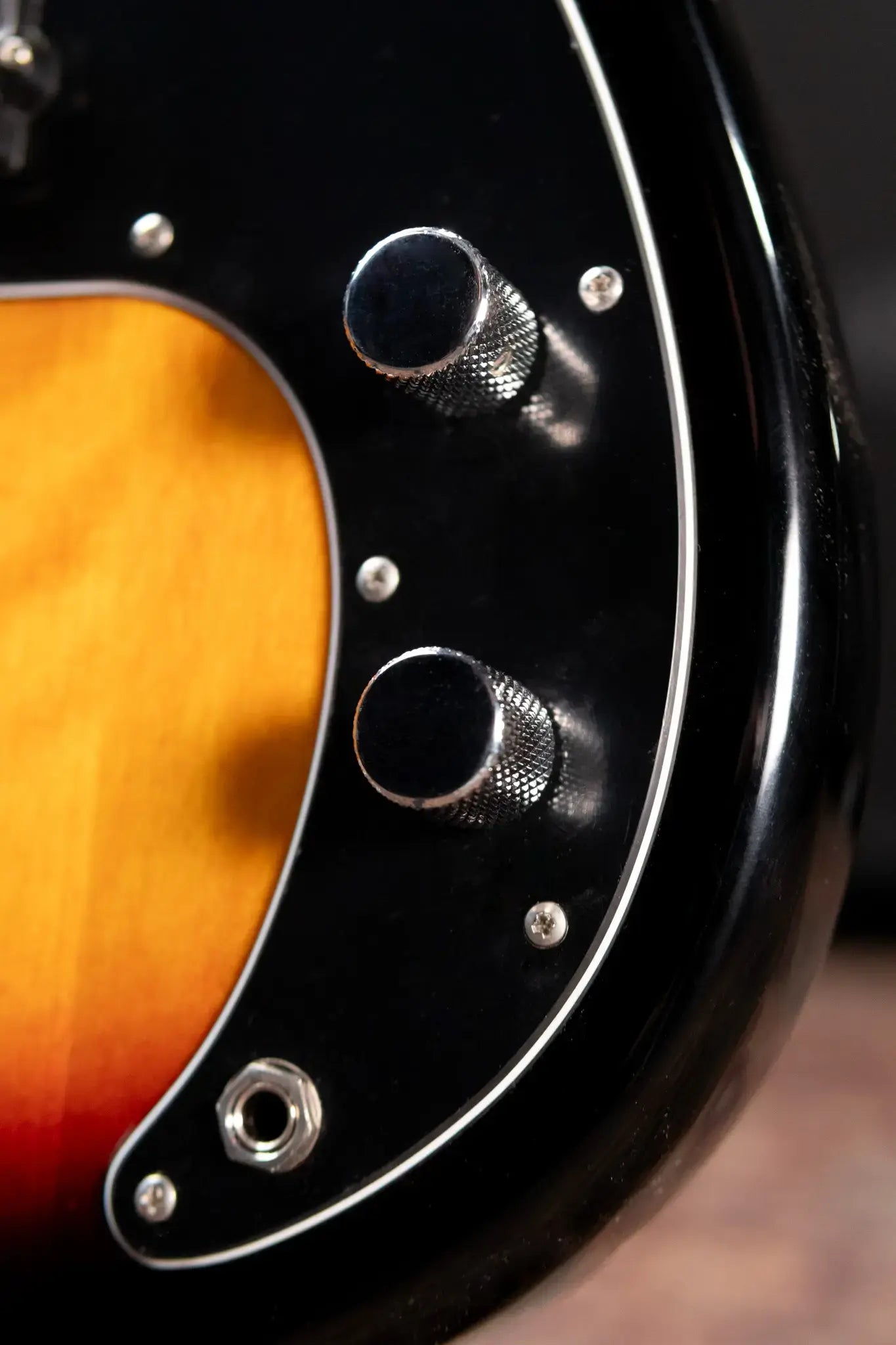 Fender Standard Precision Bass - 3-Color Sunburst