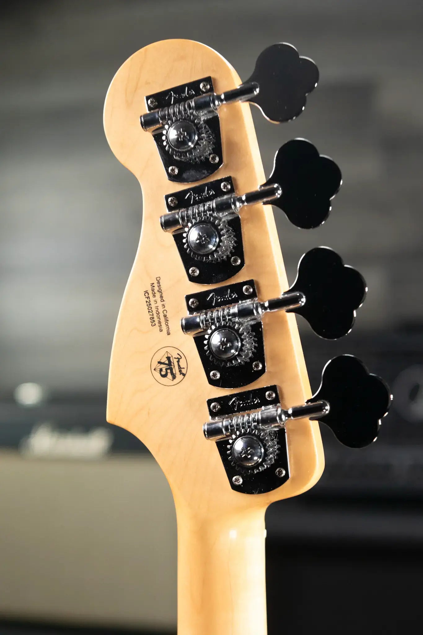 Fender Standard Precision Bass - Olympic White