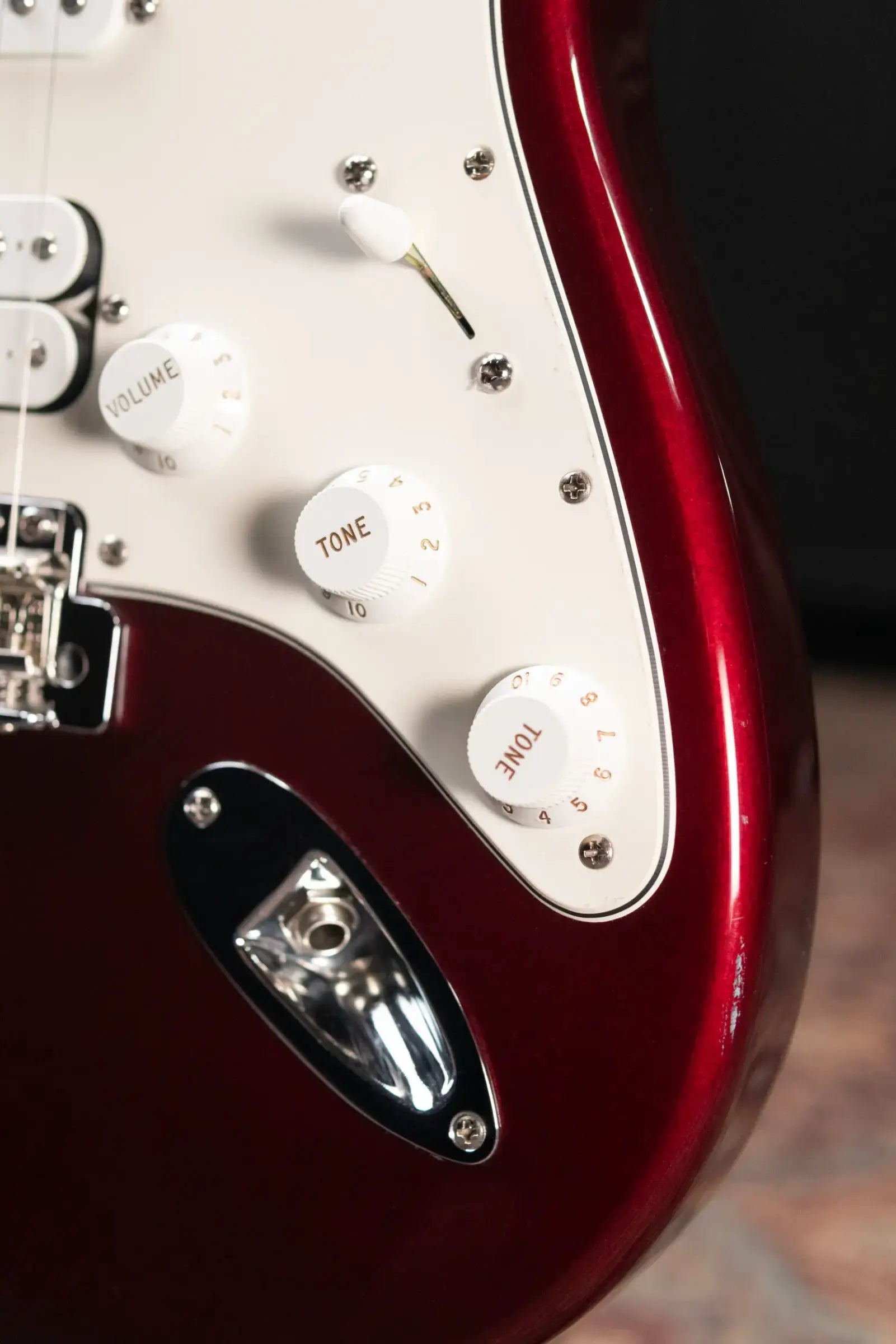 Fender Standard Stratocaster HSS Midnight Wine with Gig Bag - Used