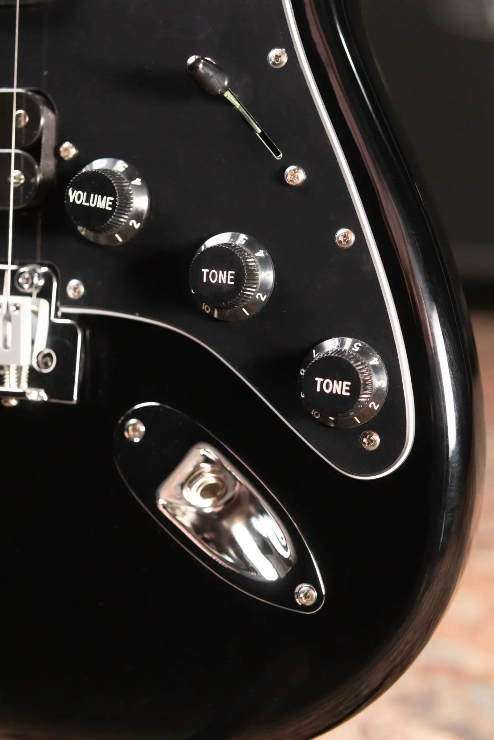 Fender Standard Stratocaster HSS, Laurel Fingerboard, Black Pickguard Electric Guitar - Black