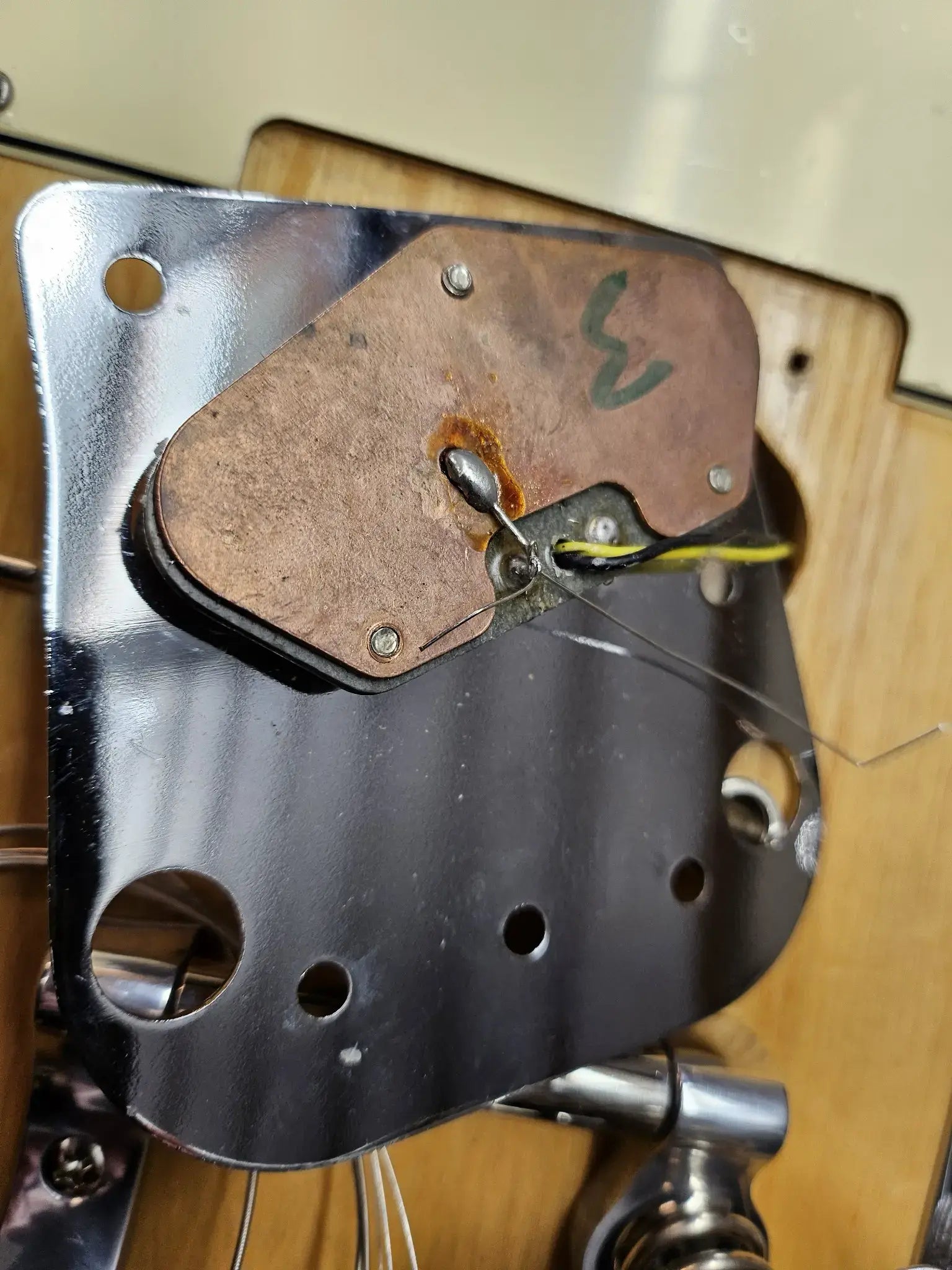 Fender Telecaster 1975 with Factory Tremolo - Used with Hardshell Case