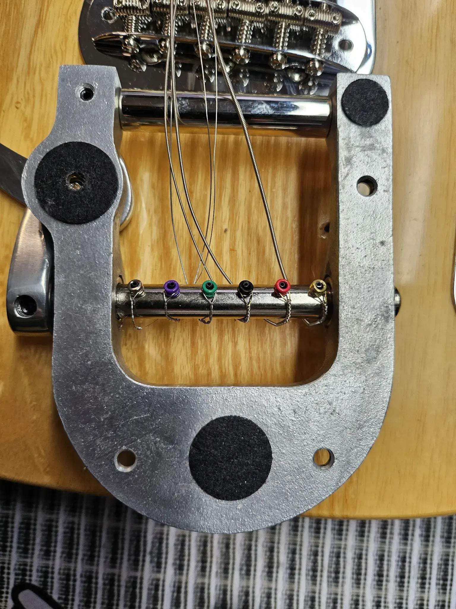 Fender Telecaster 1975 with Factory Tremolo - Used with Hardshell Case