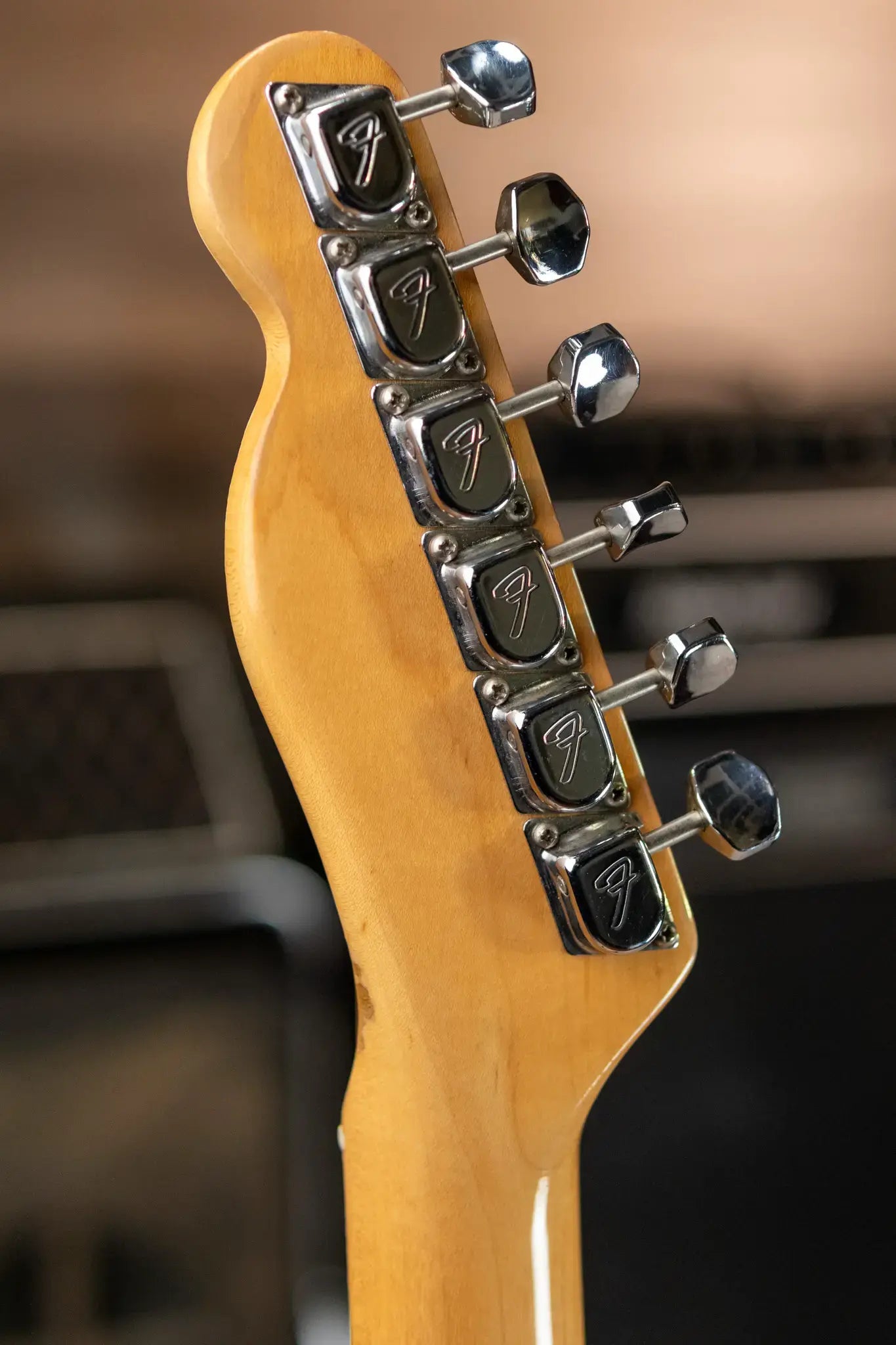 Fender Telecaster 1975 with Factory Tremolo - Used with Hardshell Case