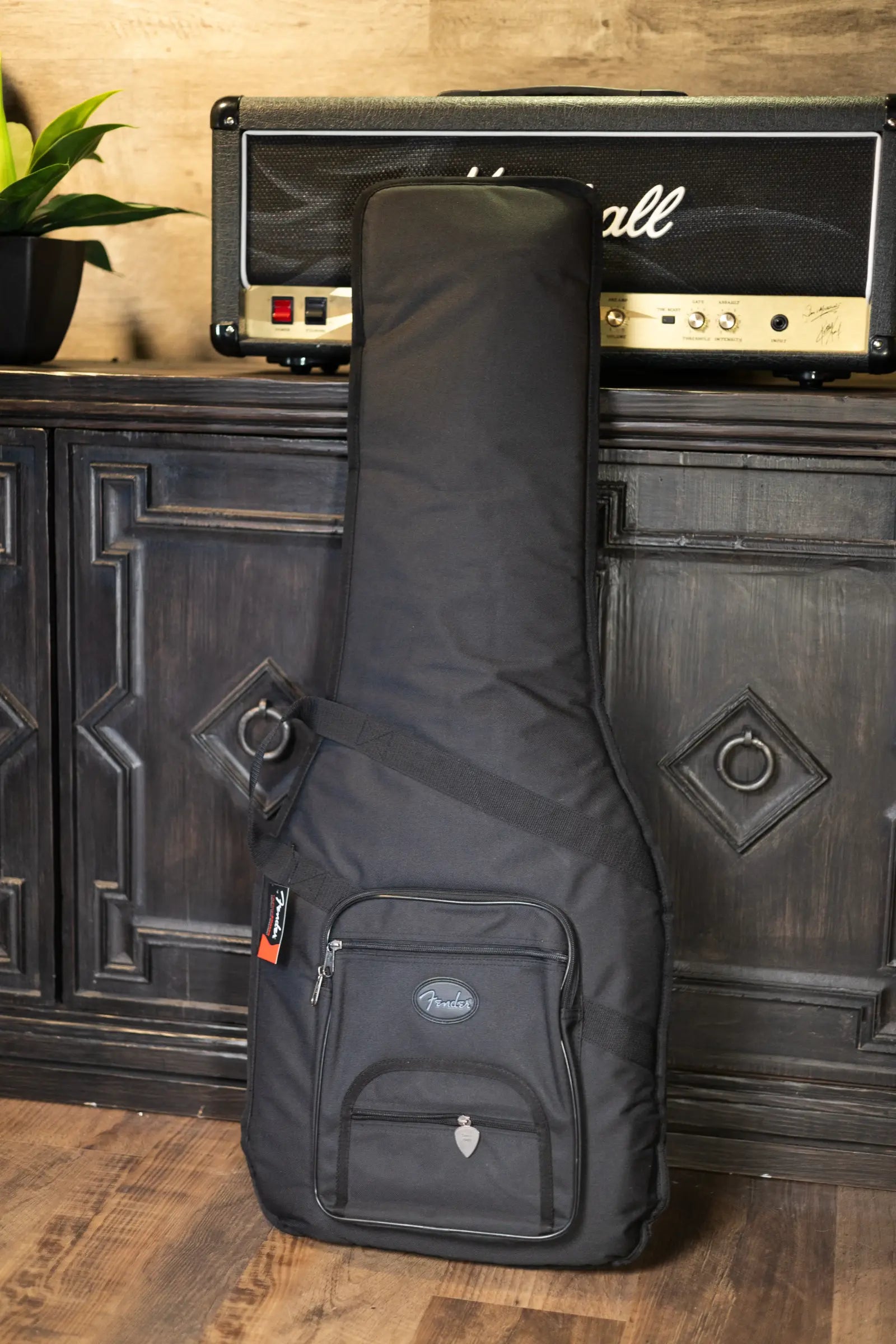 Fender Vintera II '50s Nocaster Electric Guitar - Blackguard Blonde with Gig Bag