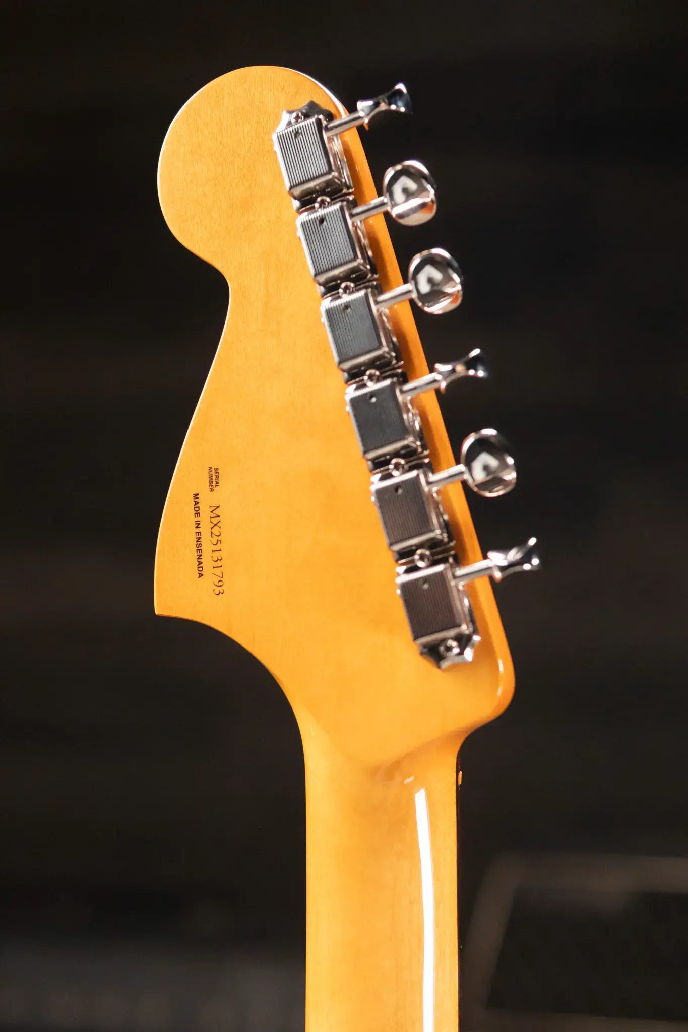 Fender Vintera II '60s Bass VI - Lake Placid Blue with Gig Bag