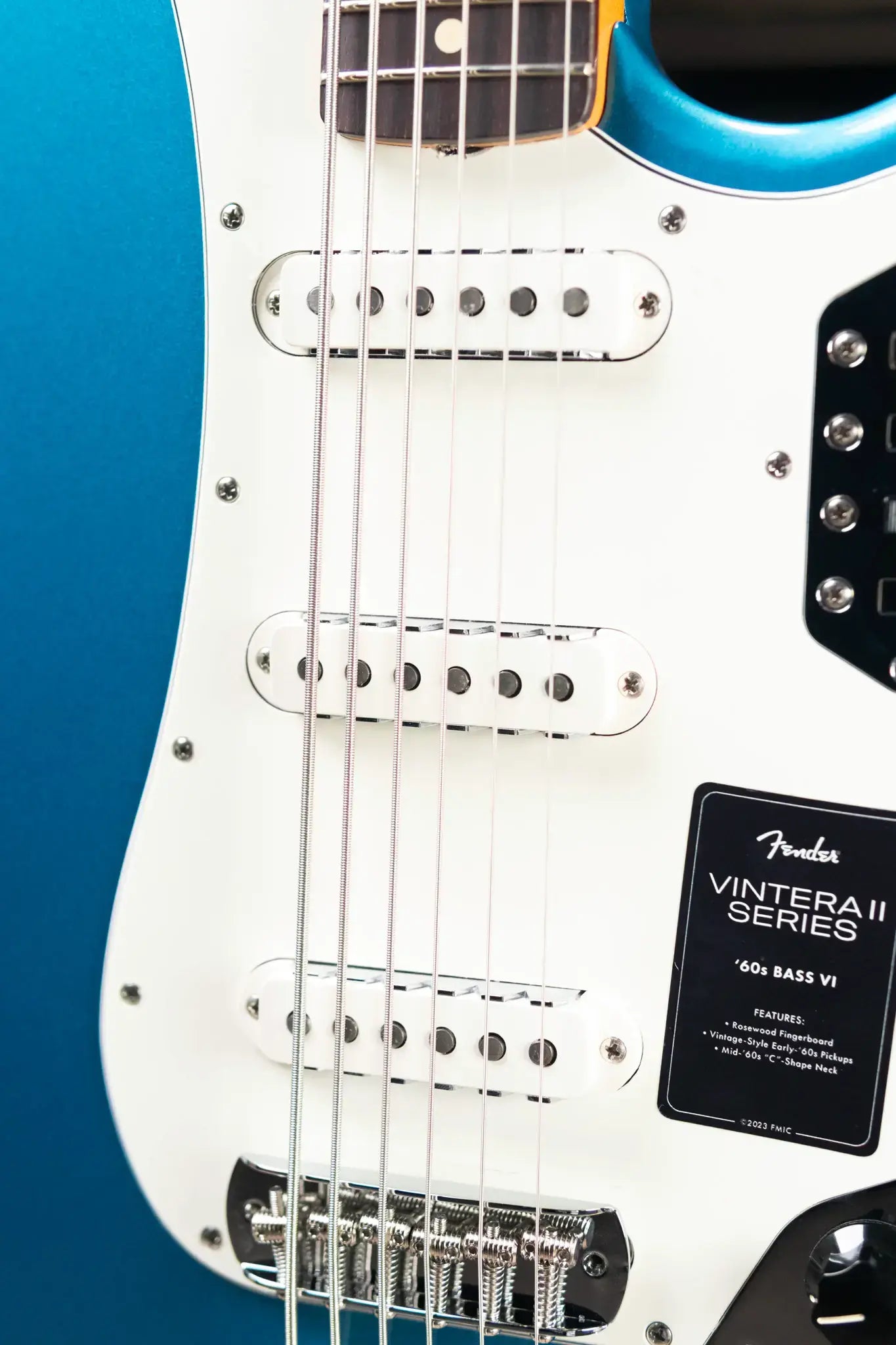 Fender Vintera II '60s Bass VI - Lake Placid Blue with Gig Bag