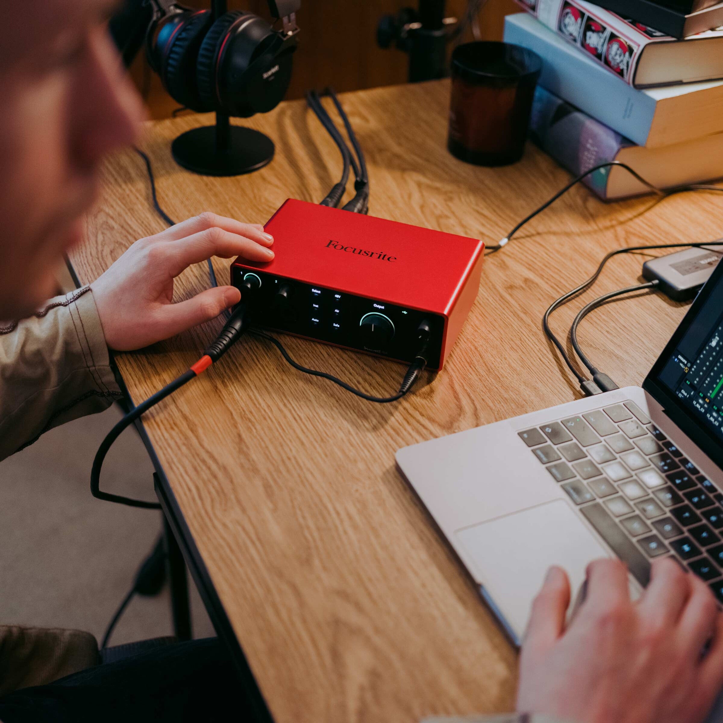 Focusrite Scarlett 4i4 4th Generation Audio Interface