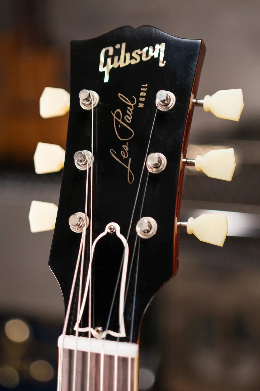 Gibson Custom Shop 1958 Les Paul Standard Reissue - VOS Iced Tea Burst with Brown/Pink Lifton Reissue 5-Latch Case - Floor Model