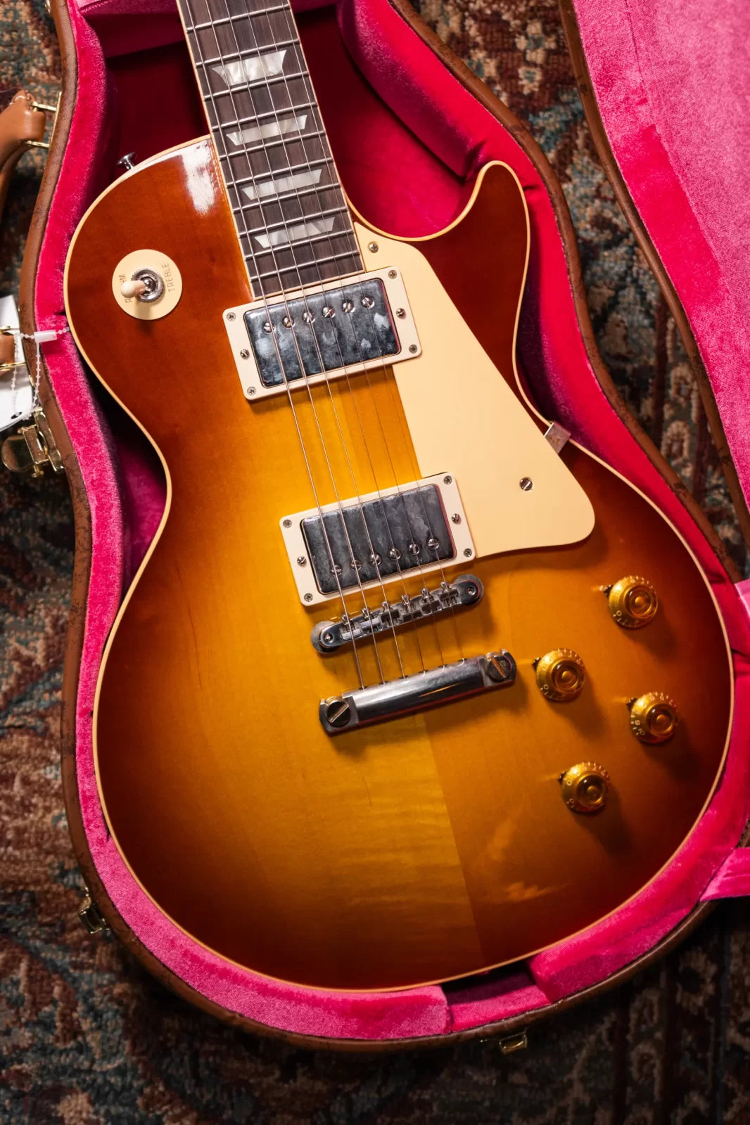Gibson Custom Shop 1958 Les Paul Standard Reissue - VOS Iced Tea Burst with Brown/Pink Lifton Reissue 5-Latch Case - Floor Model