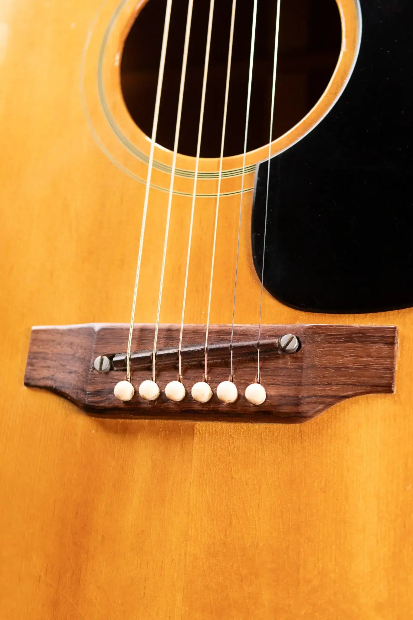 Gibson 1967 J-50 Acoustic Guitar with Hardshell Case - Used