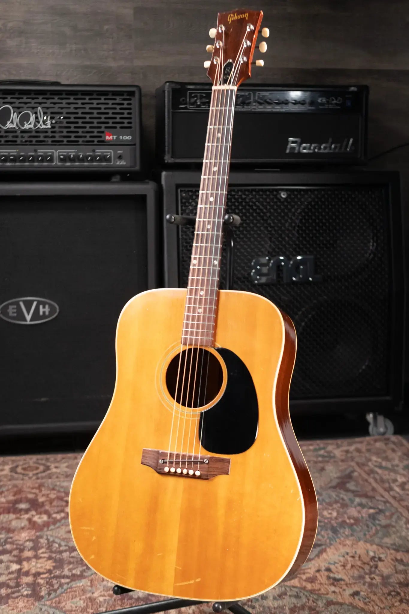 Gibson 1967 J-50 Acoustic Guitar with Hardshell Case - Used