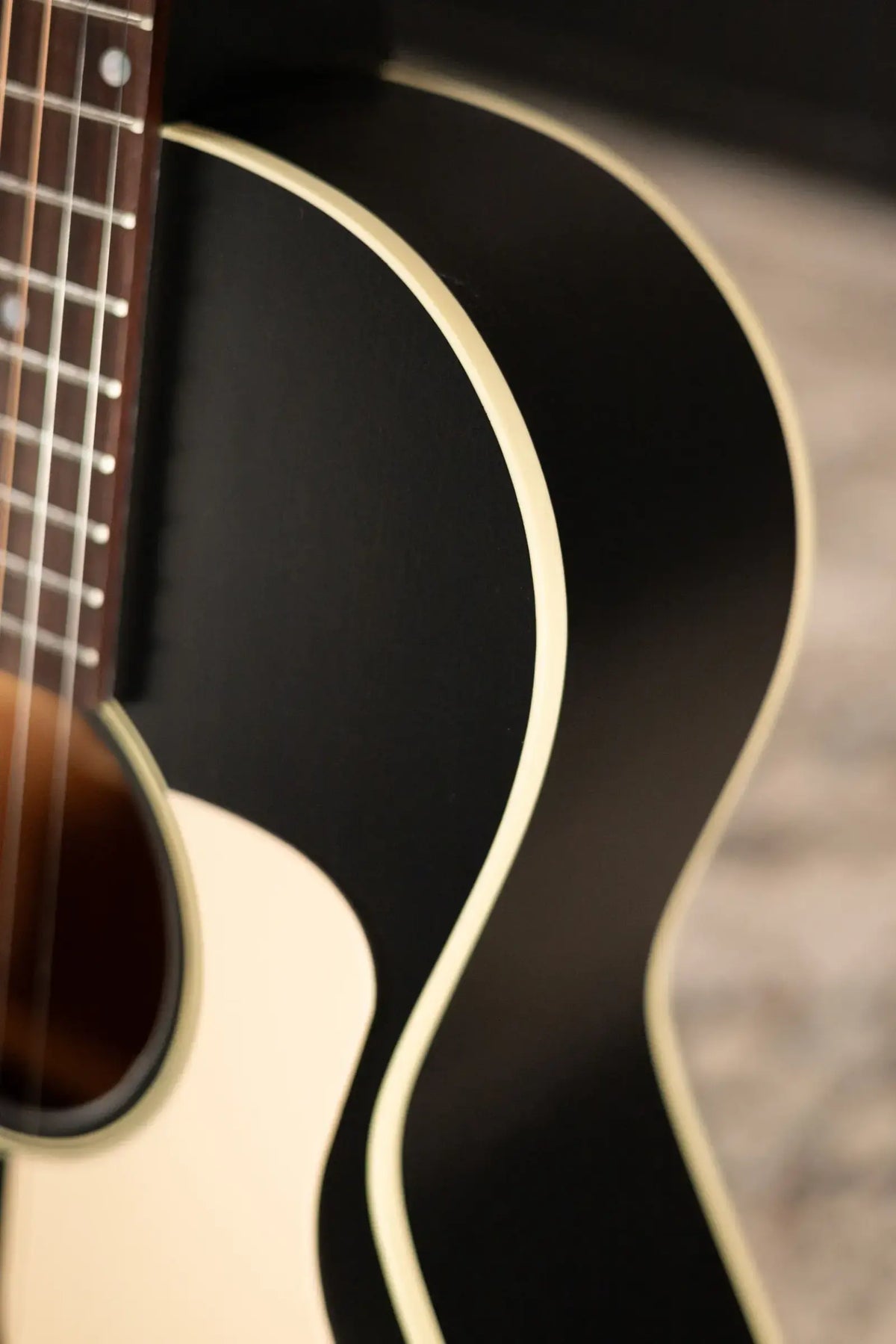 Gibson Century Collection L-00 12-Fret Acoustic Guitar - Ebony with Hardshell Case - B-Stock
