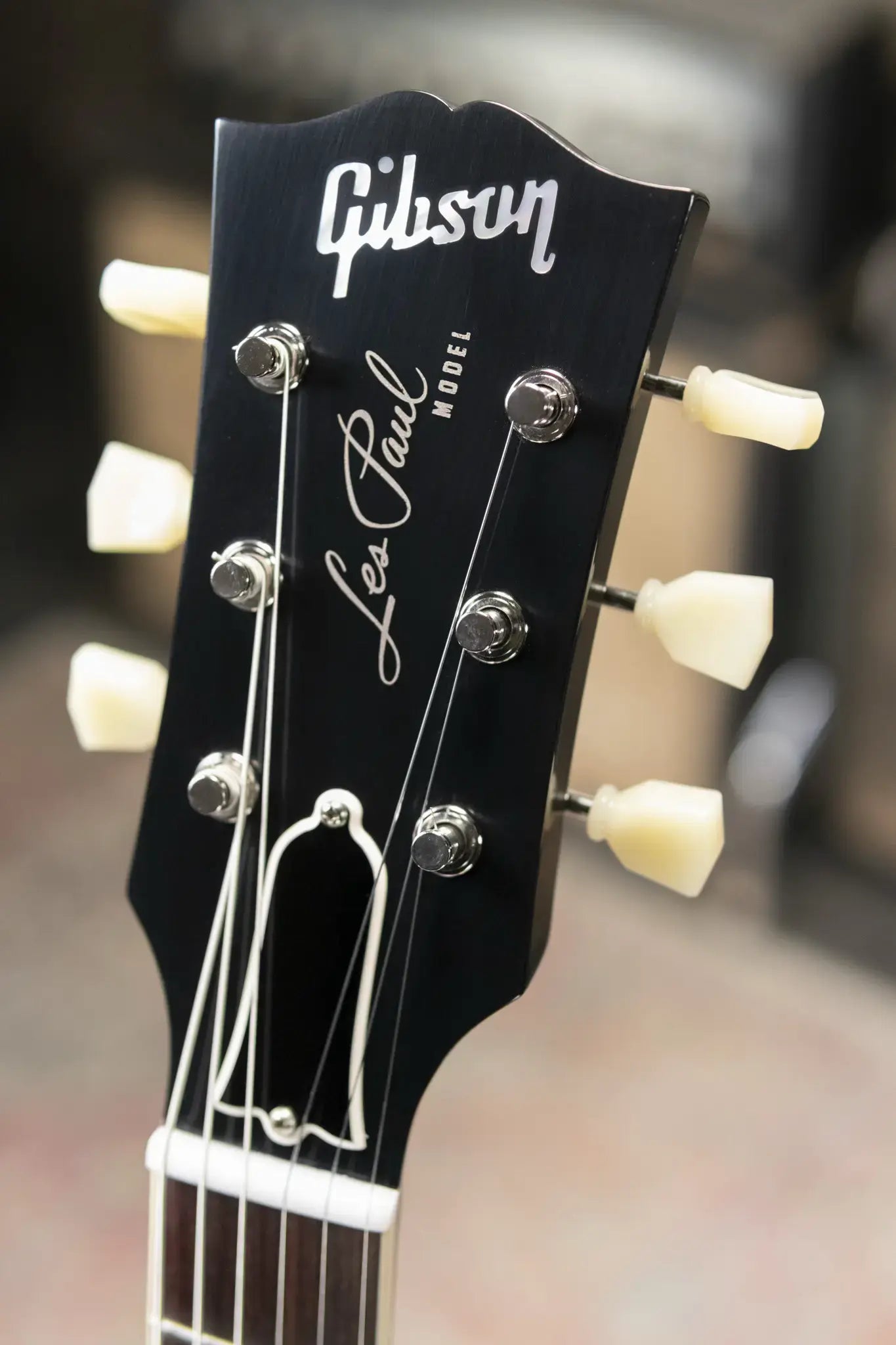 Gibson Custom 1959 Les Paul Standard VOS Electric Guitar - Red Tiger Burst with Hardshell Case