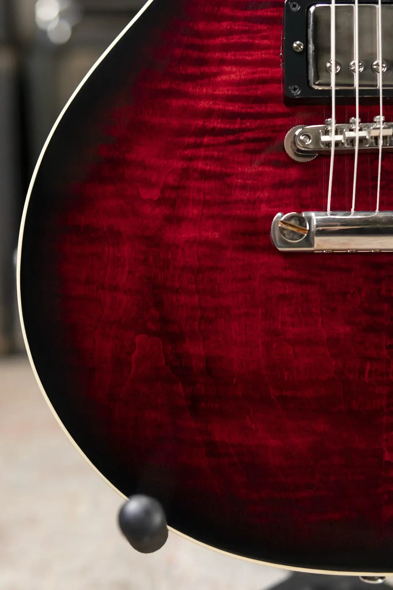 Gibson Custom 1959 Les Paul Standard VOS Electric Guitar - Red Tiger Burst with Hardshell Case